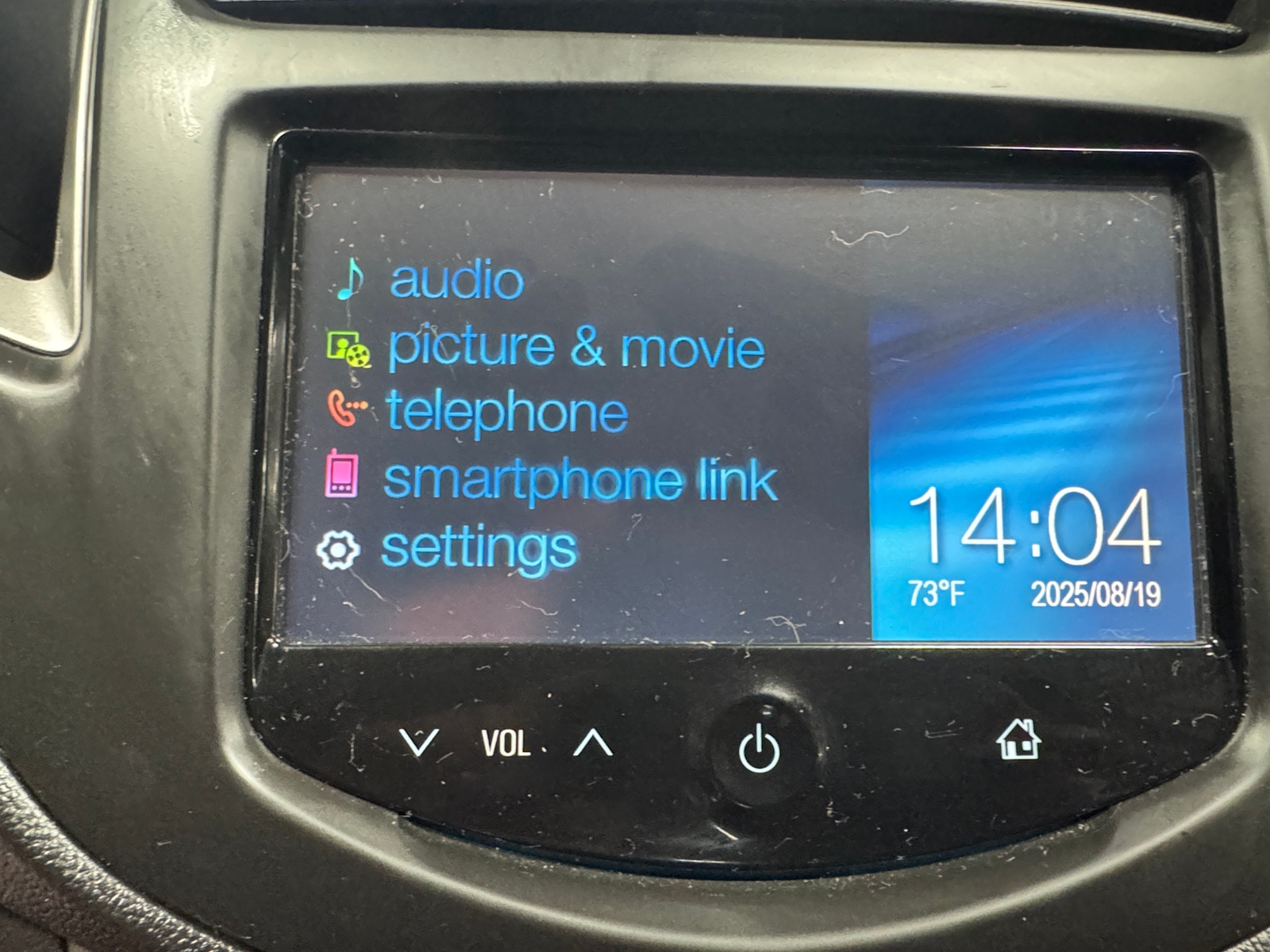 Thumbnail: 2016 Chevrolet Trax - 4
