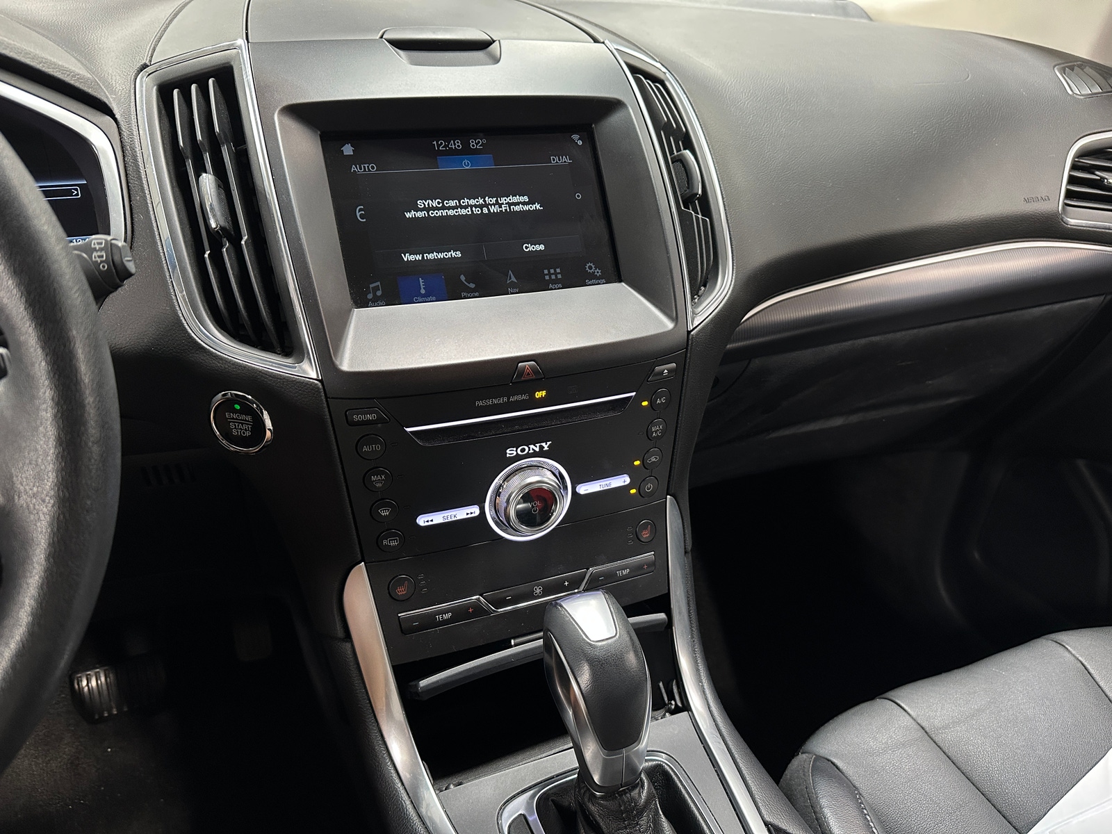 Thumbnail: 2018 Ford Edge - 3