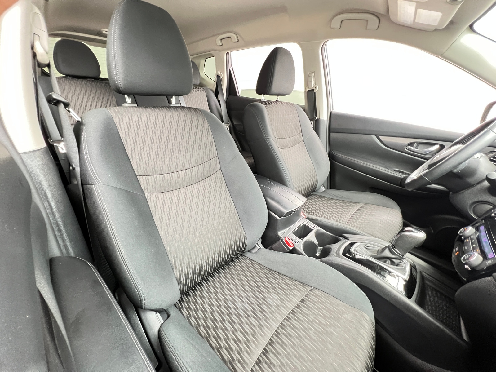 Thumbnail: 2018 Nissan Rogue - 2