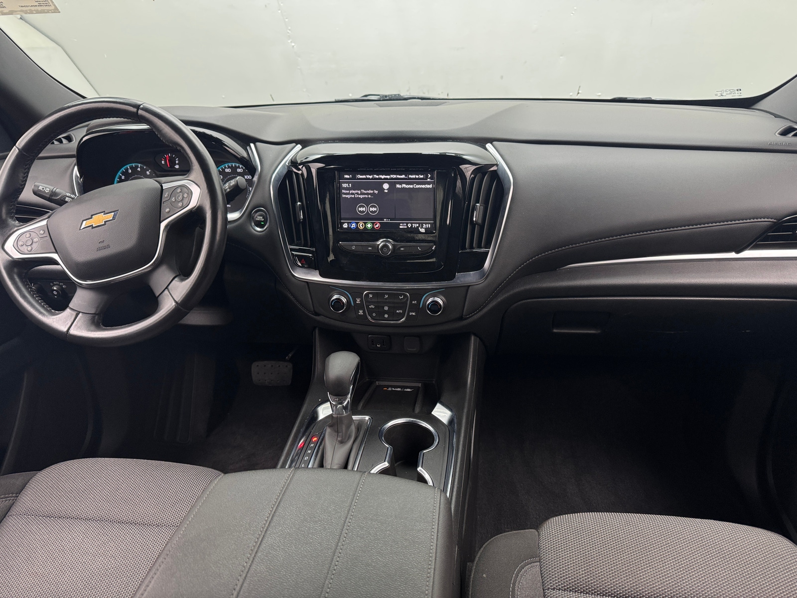 Thumbnail: 2022 Chevrolet Traverse - 3