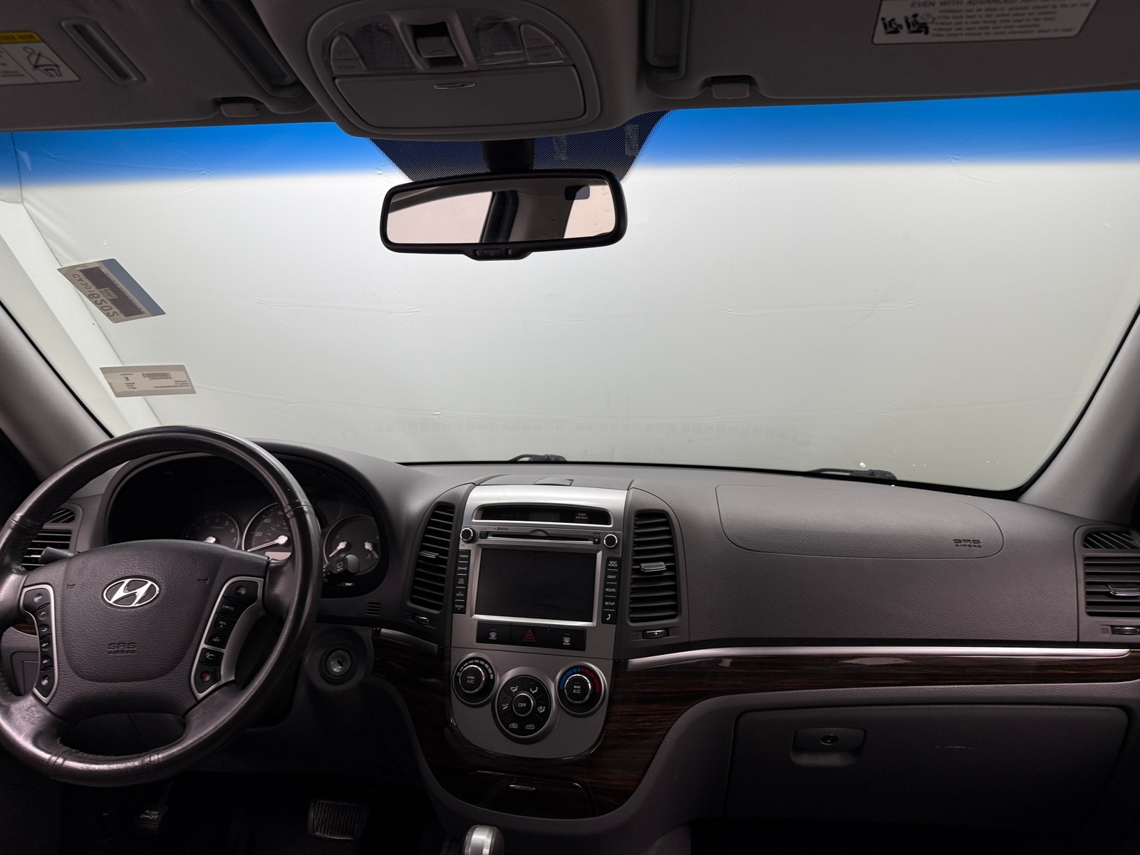 Thumbnail: 2011 Hyundai Santa Fe - 3