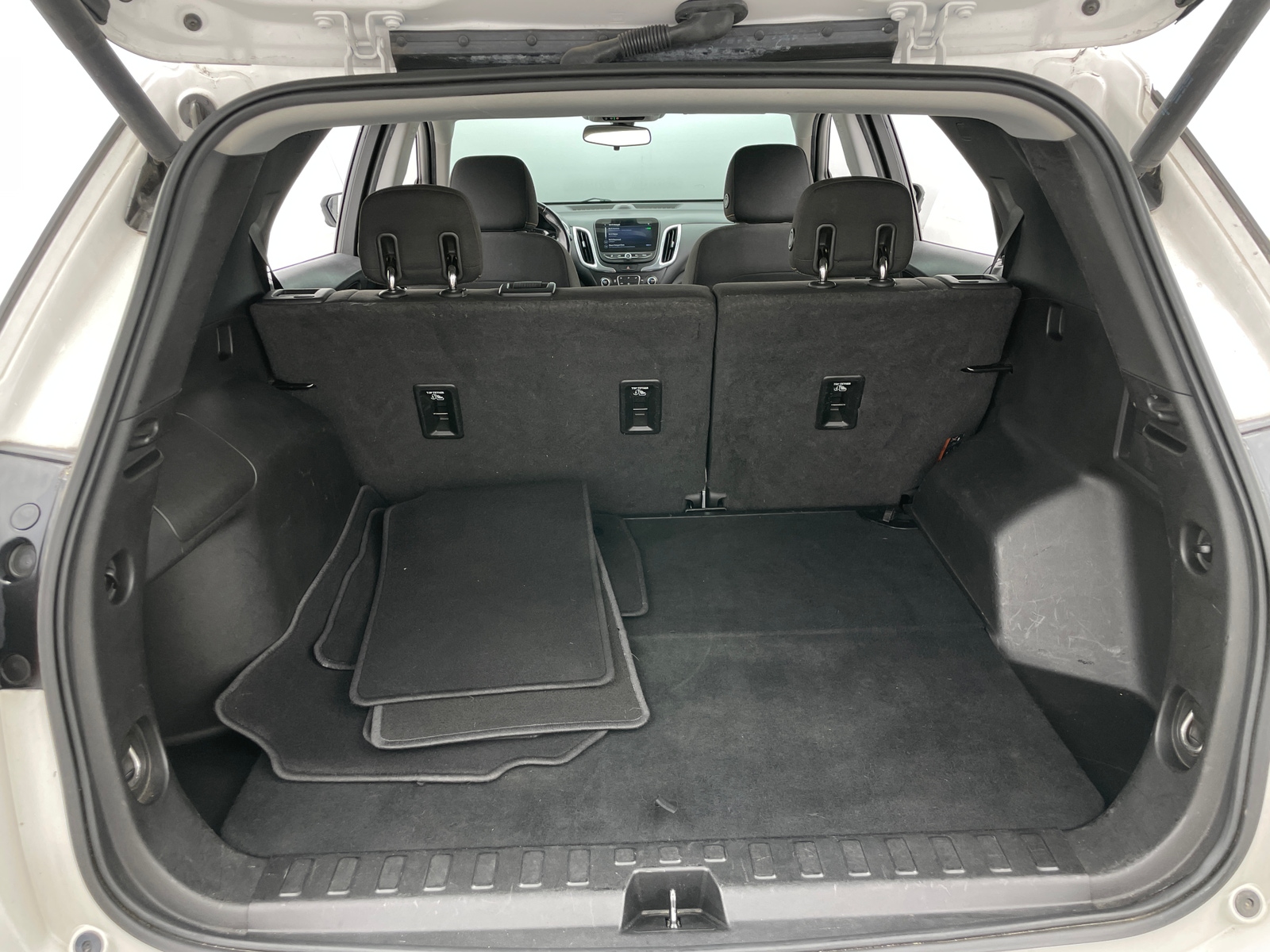 Thumbnail: 2019 Chevrolet Equinox - 7