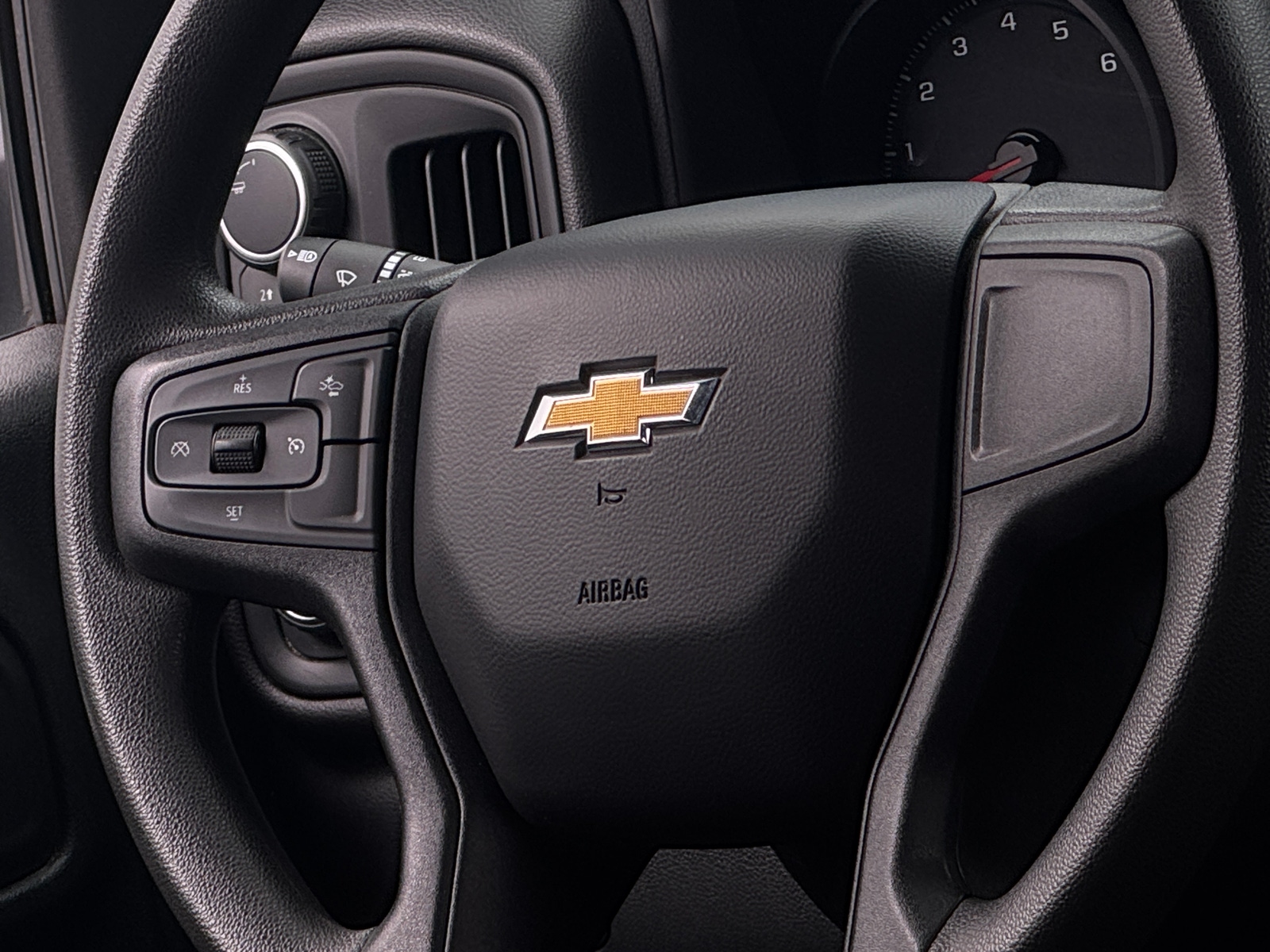 Thumbnail: 2024 Chevrolet Silverado 2500 - 5