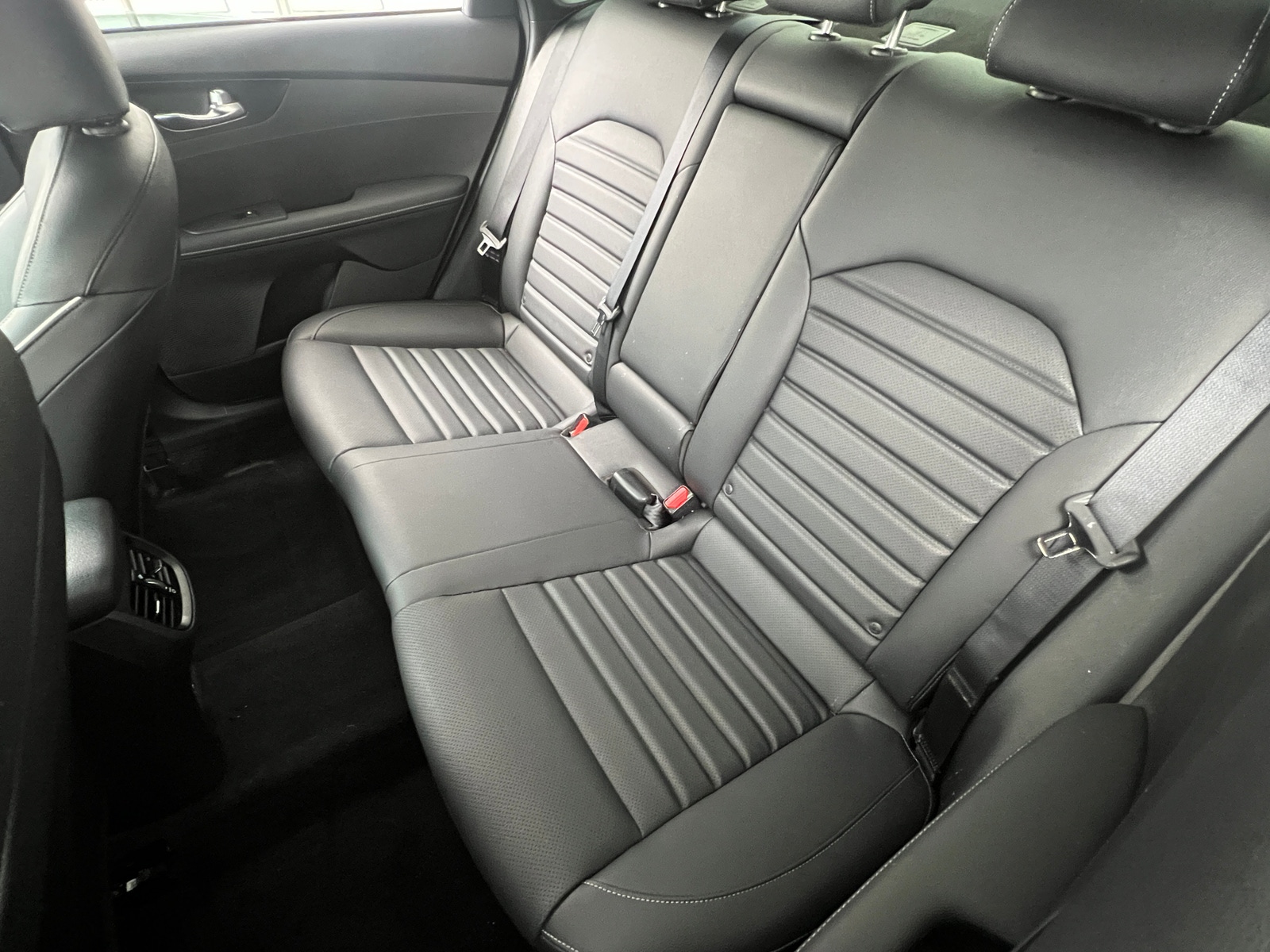 Thumbnail: 2024 Kia Forte - 6