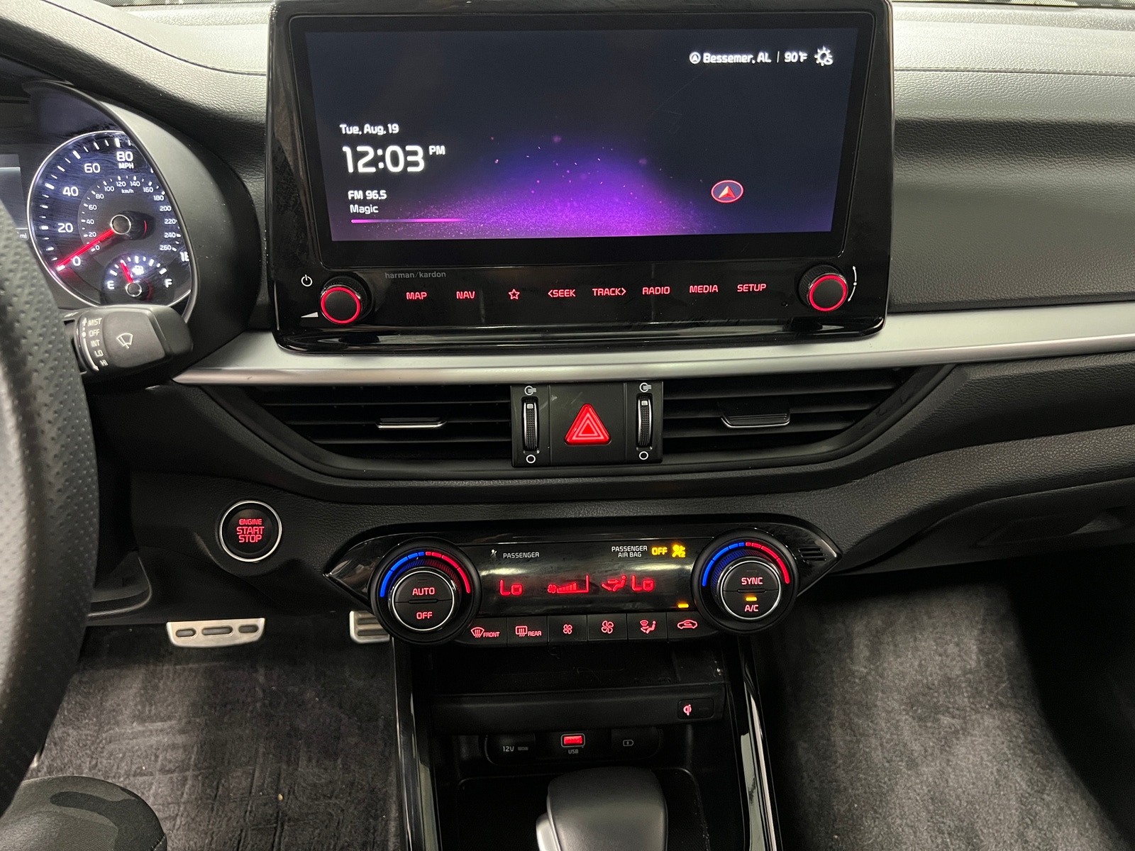 Thumbnail: 2024 Kia Forte - 4