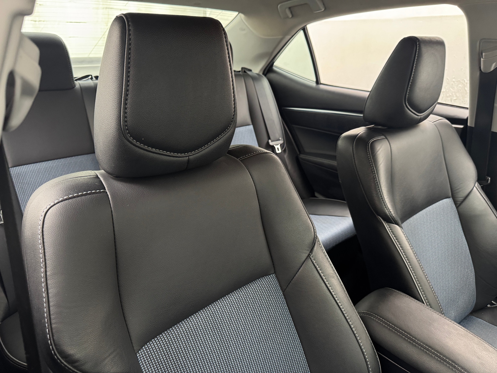 Thumbnail: 2016 Toyota Corolla - 2