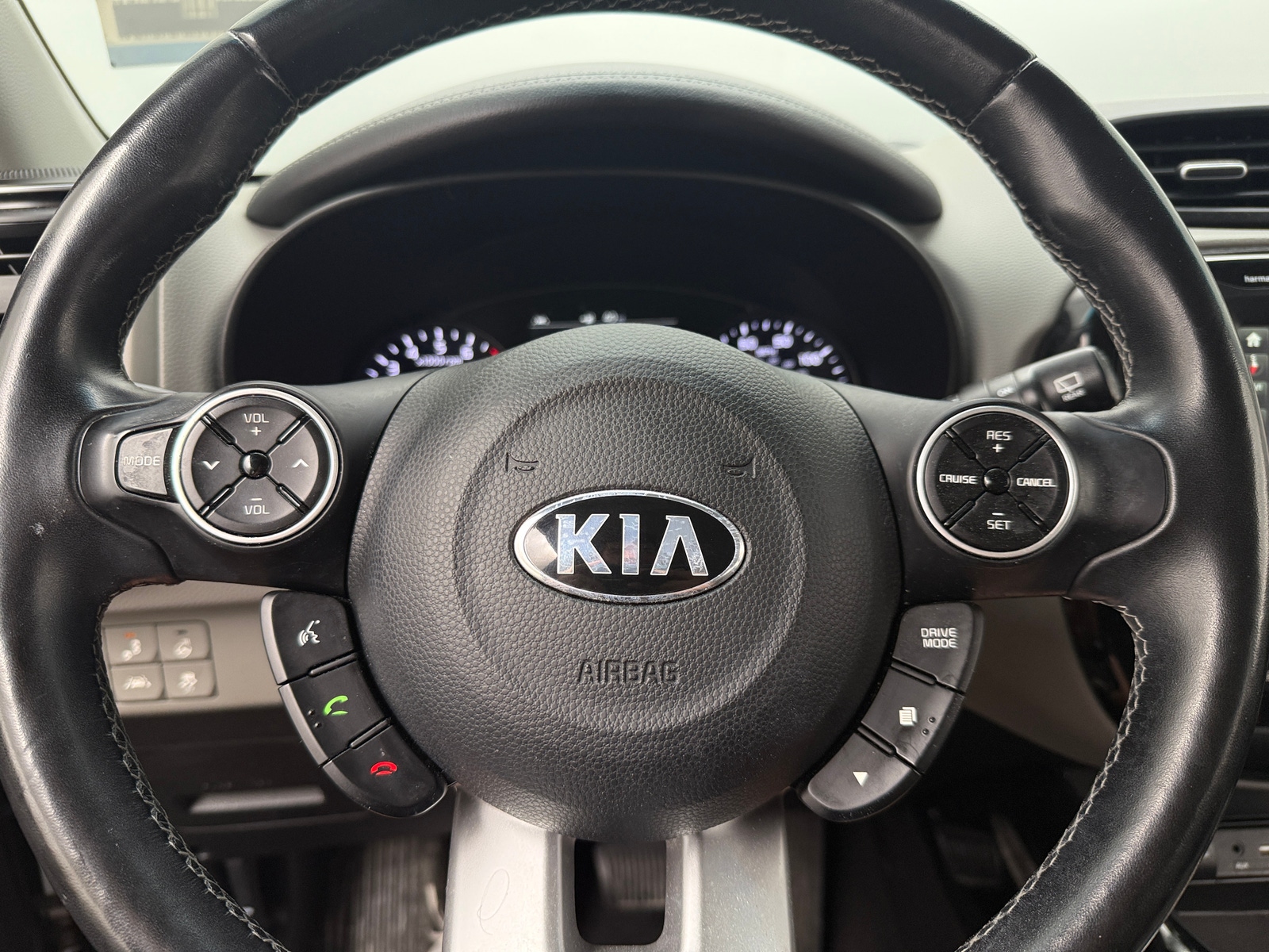 Thumbnail: 2017 Kia Soul - 4