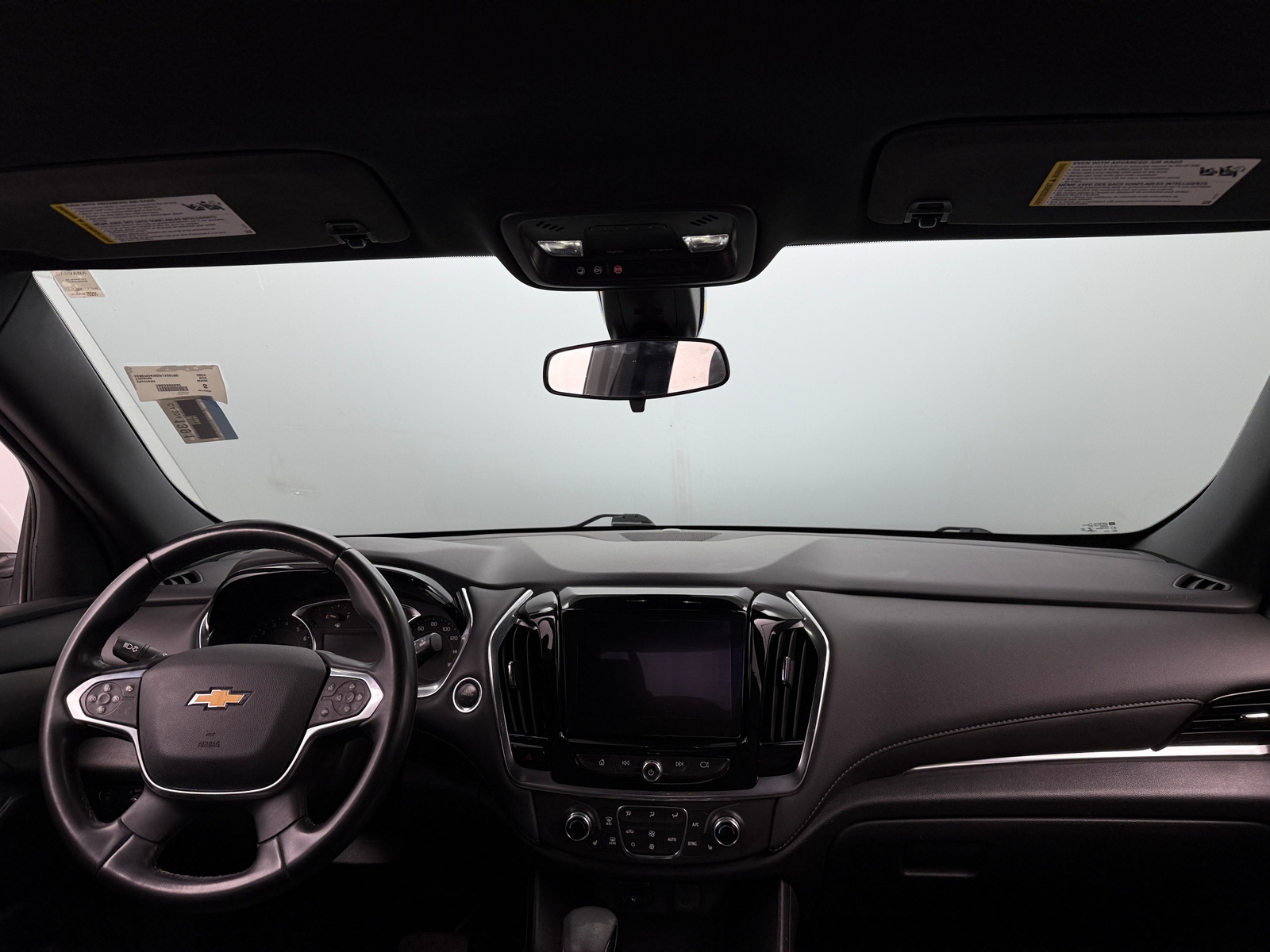 Thumbnail: 2023 Chevrolet Traverse - 3