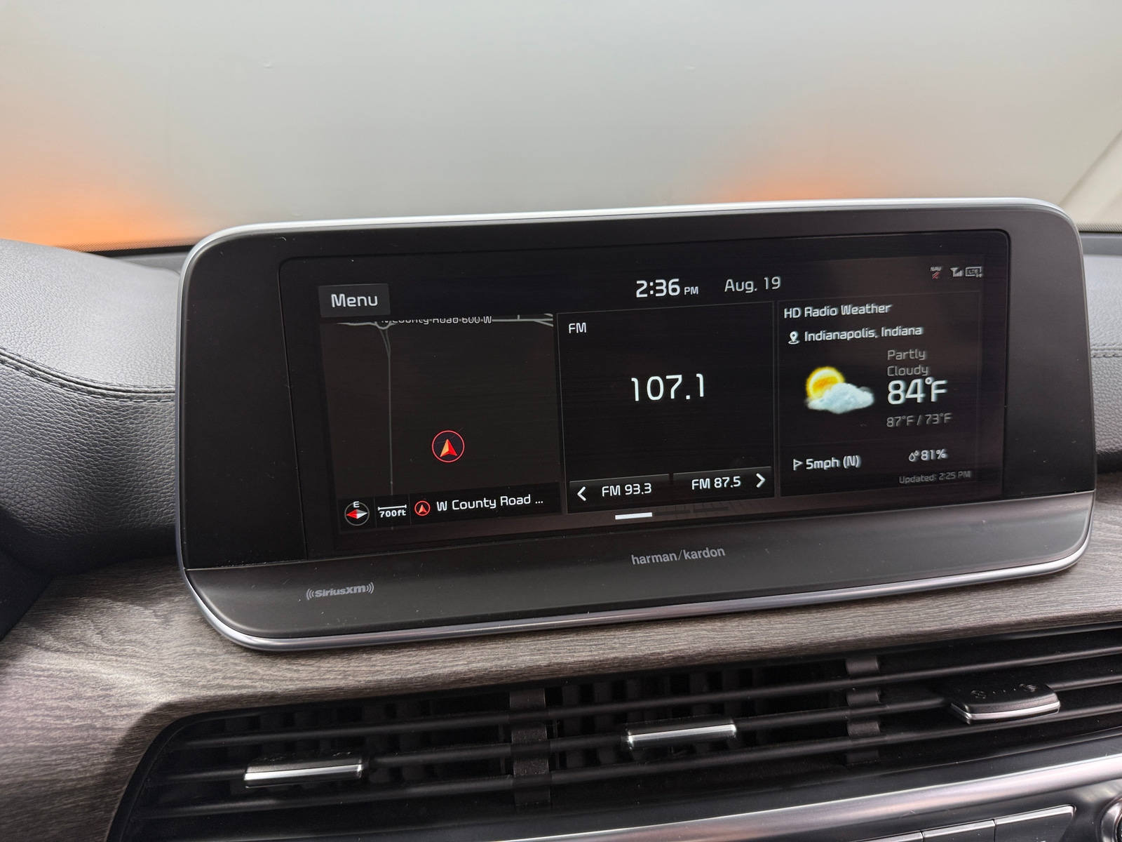 Thumbnail: 2020 Kia Telluride - 3