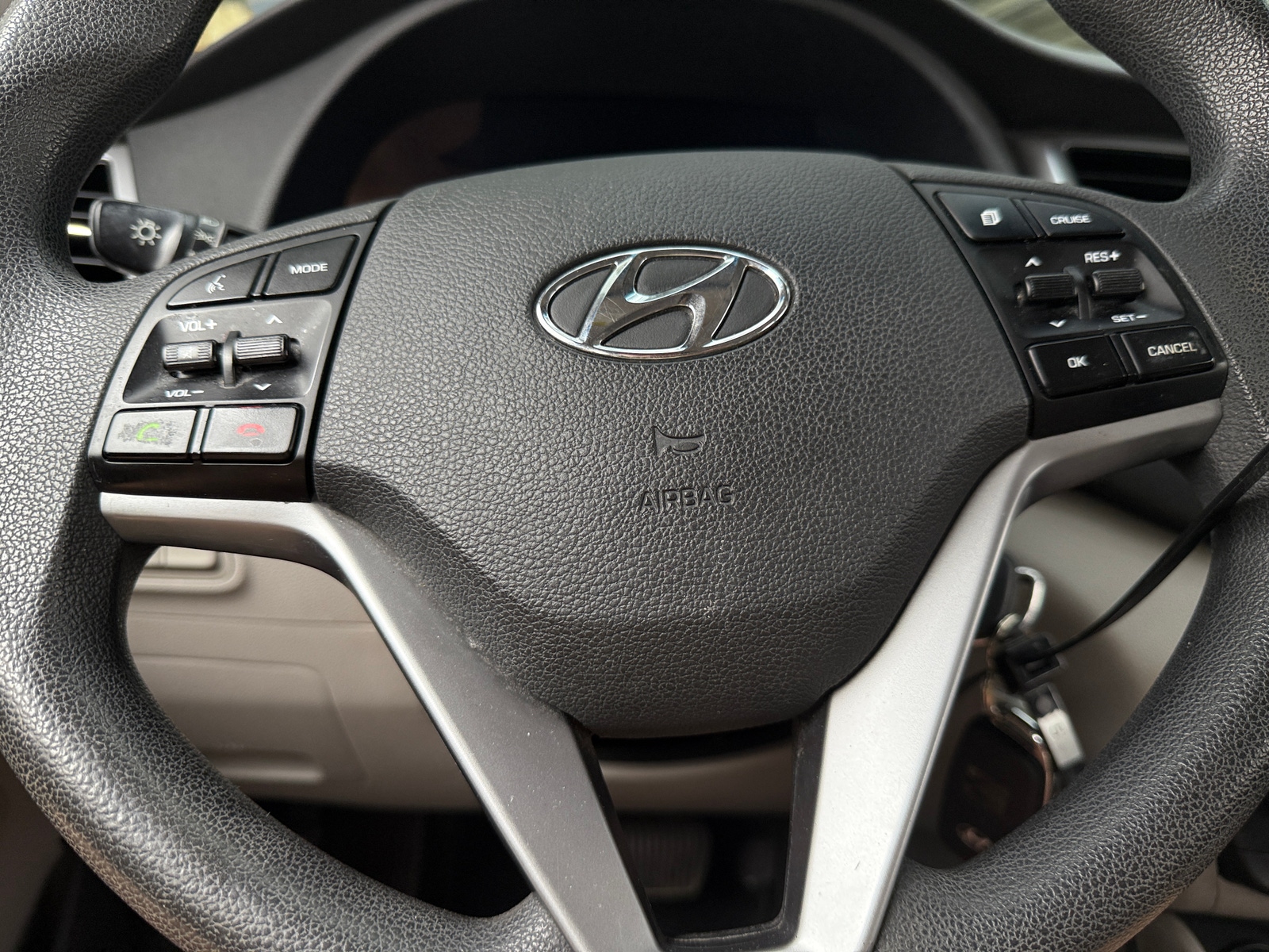 Thumbnail: 2017 Hyundai Tucson - 5