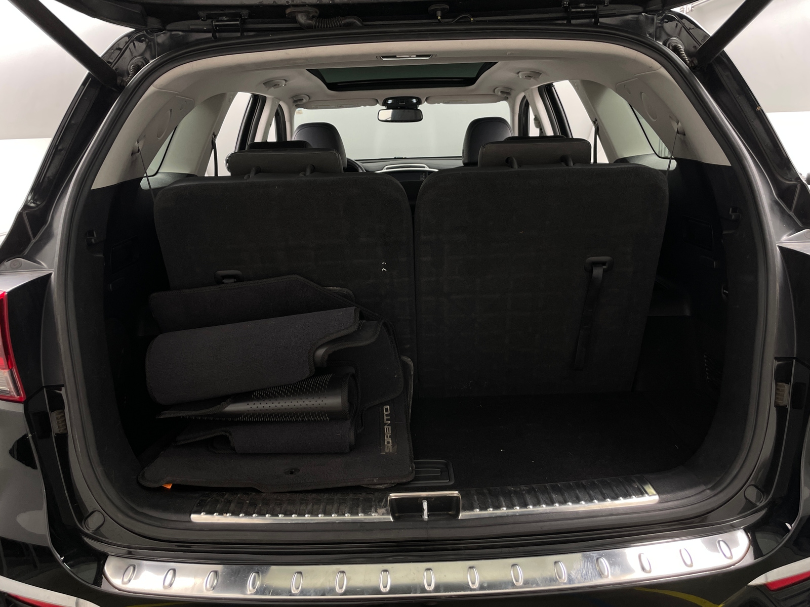 Thumbnail: 2019 Kia Sorento - 6
