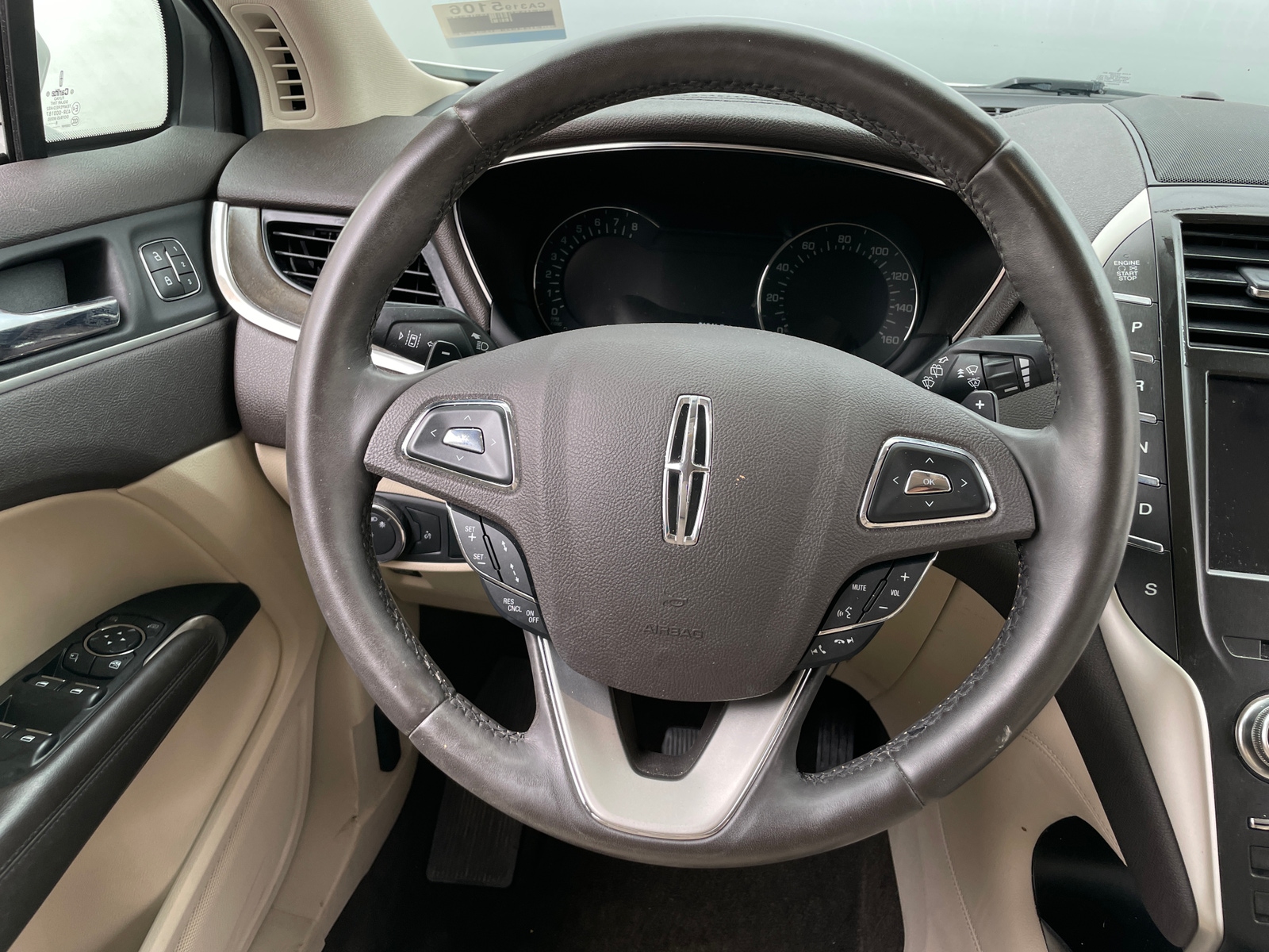 Thumbnail: 2019 Lincoln MKC - 4