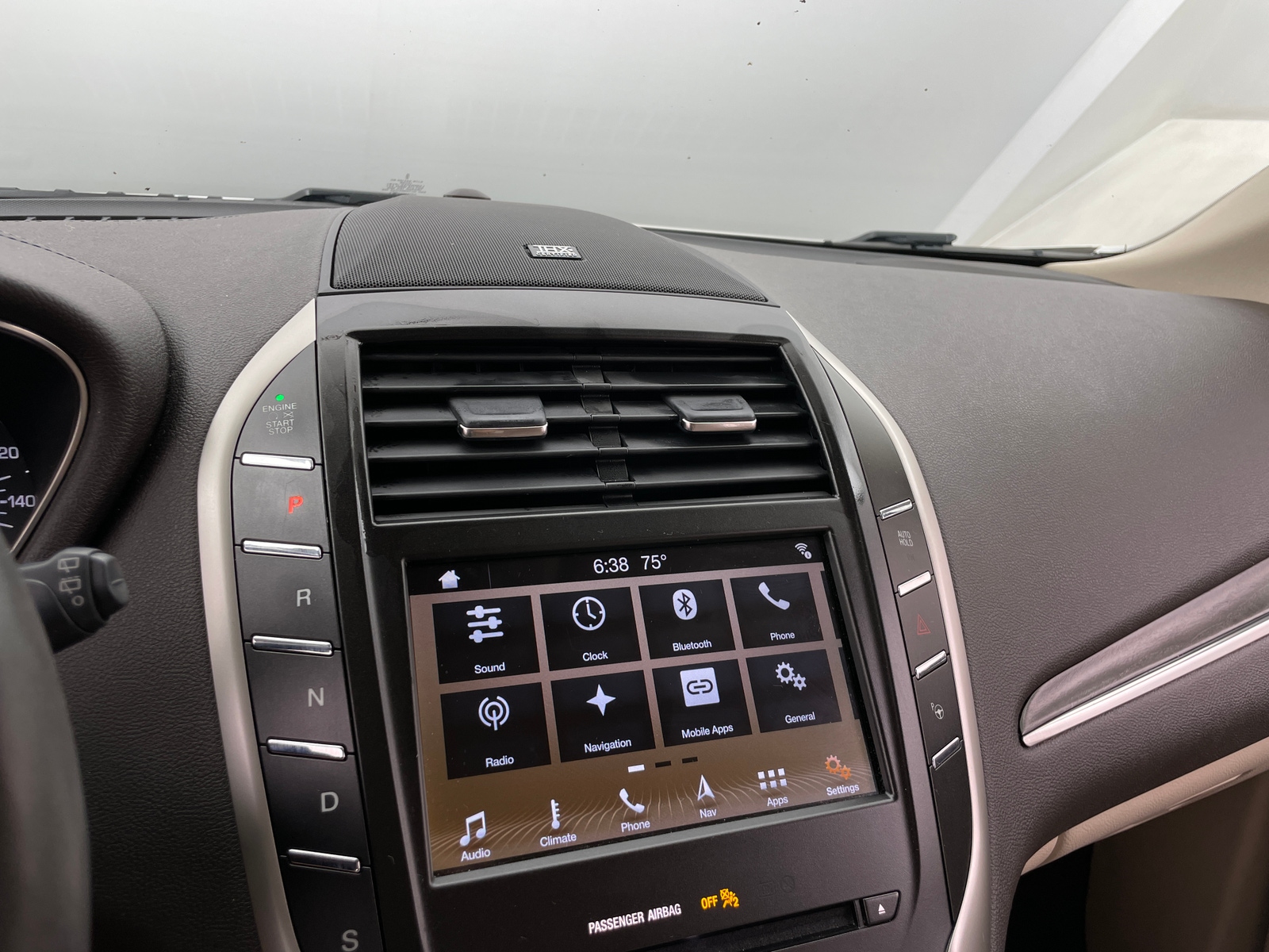 Thumbnail: 2019 Lincoln MKC - 3