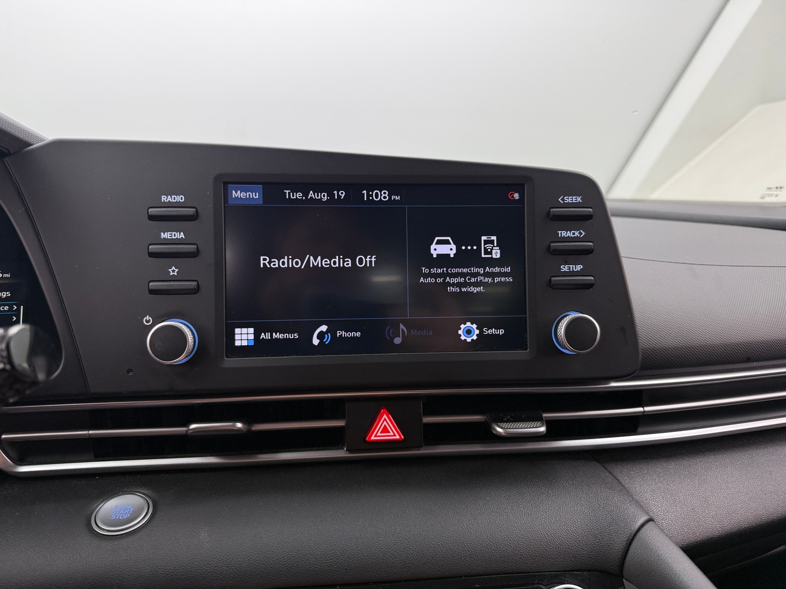 Thumbnail: 2021 Hyundai Elantra - 4