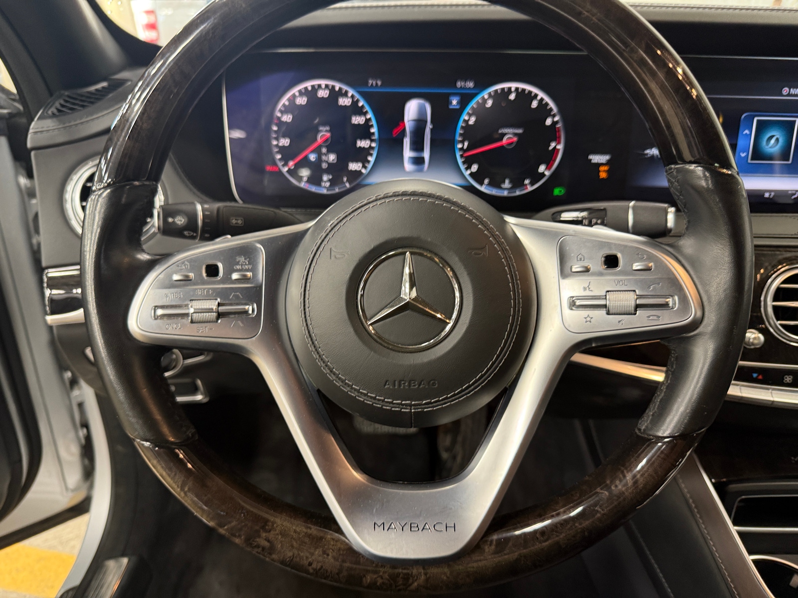 Thumbnail: 2018 Mercedes-Benz S-Class - 4