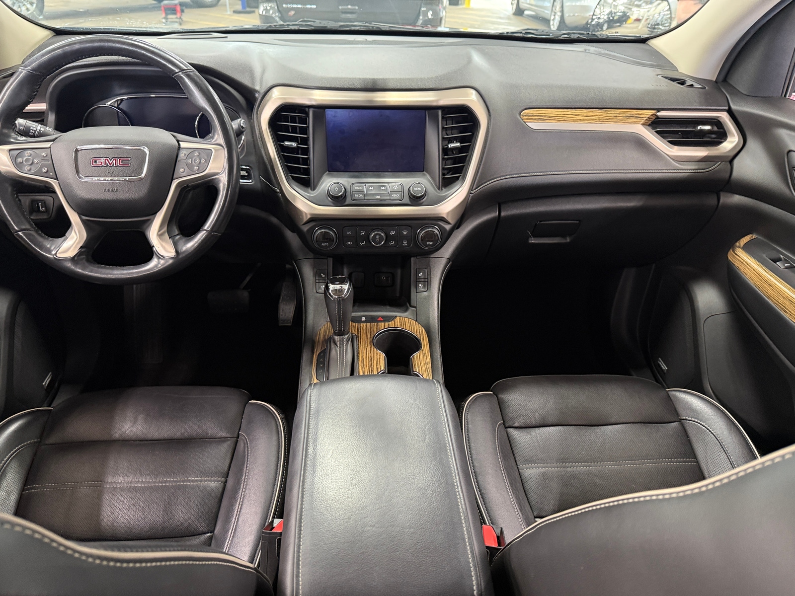 Thumbnail: 2019 GMC Acadia - 2