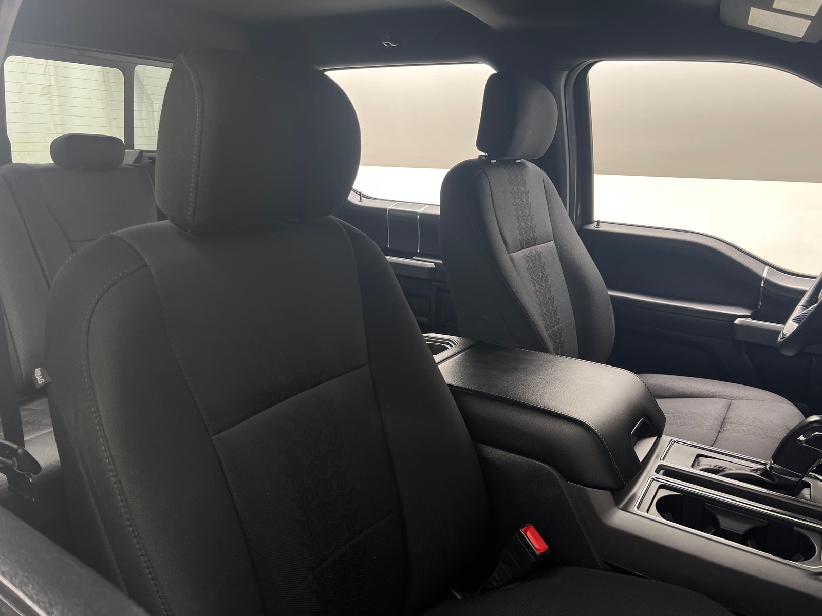 Thumbnail: 2020 Ford Econoline - 6
