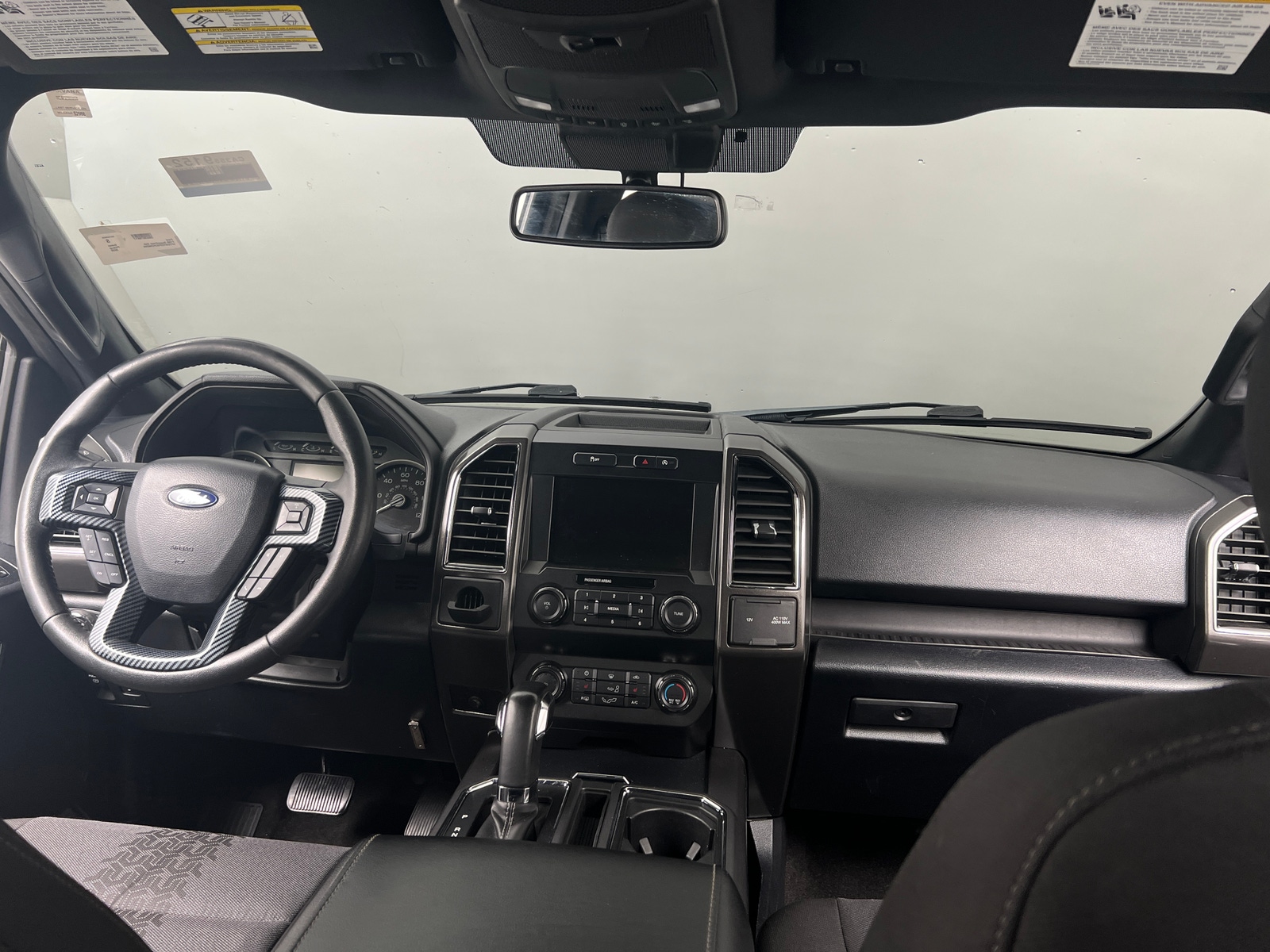 Thumbnail: 2020 Ford Econoline - 3