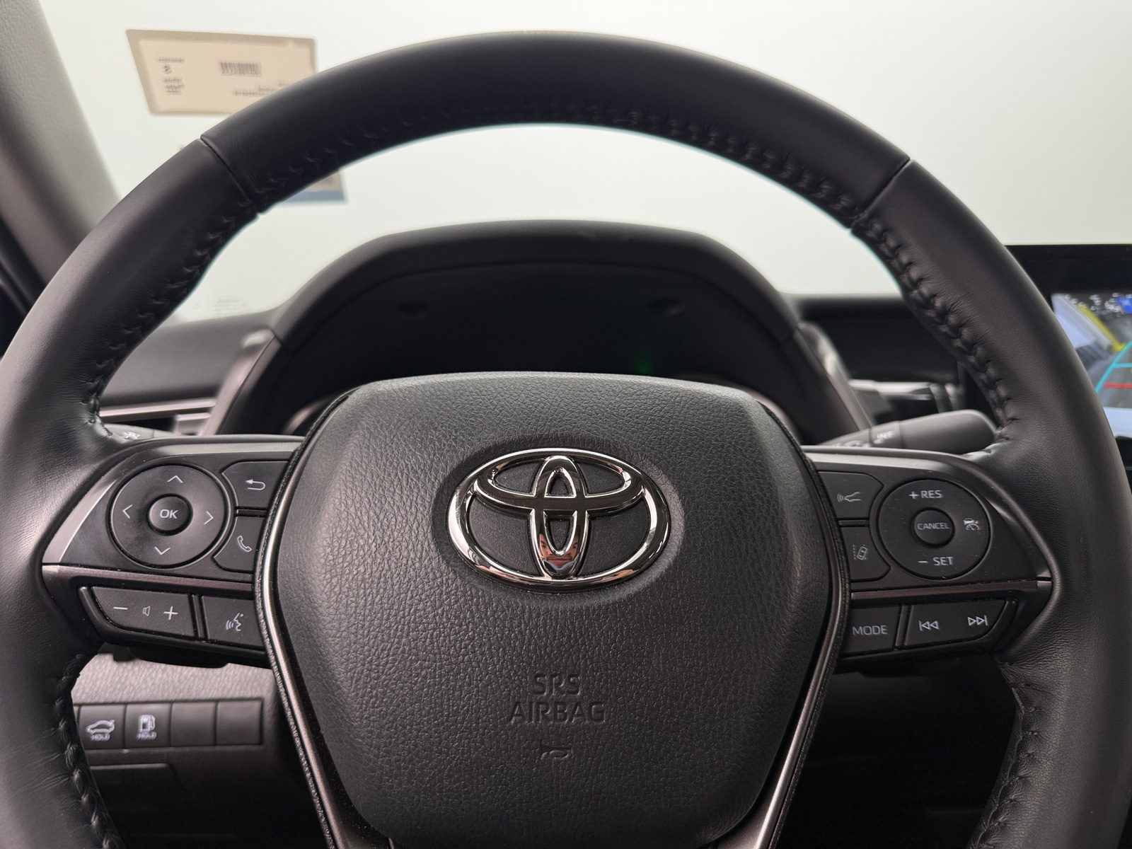 Thumbnail: 2022 Toyota Camry - 5