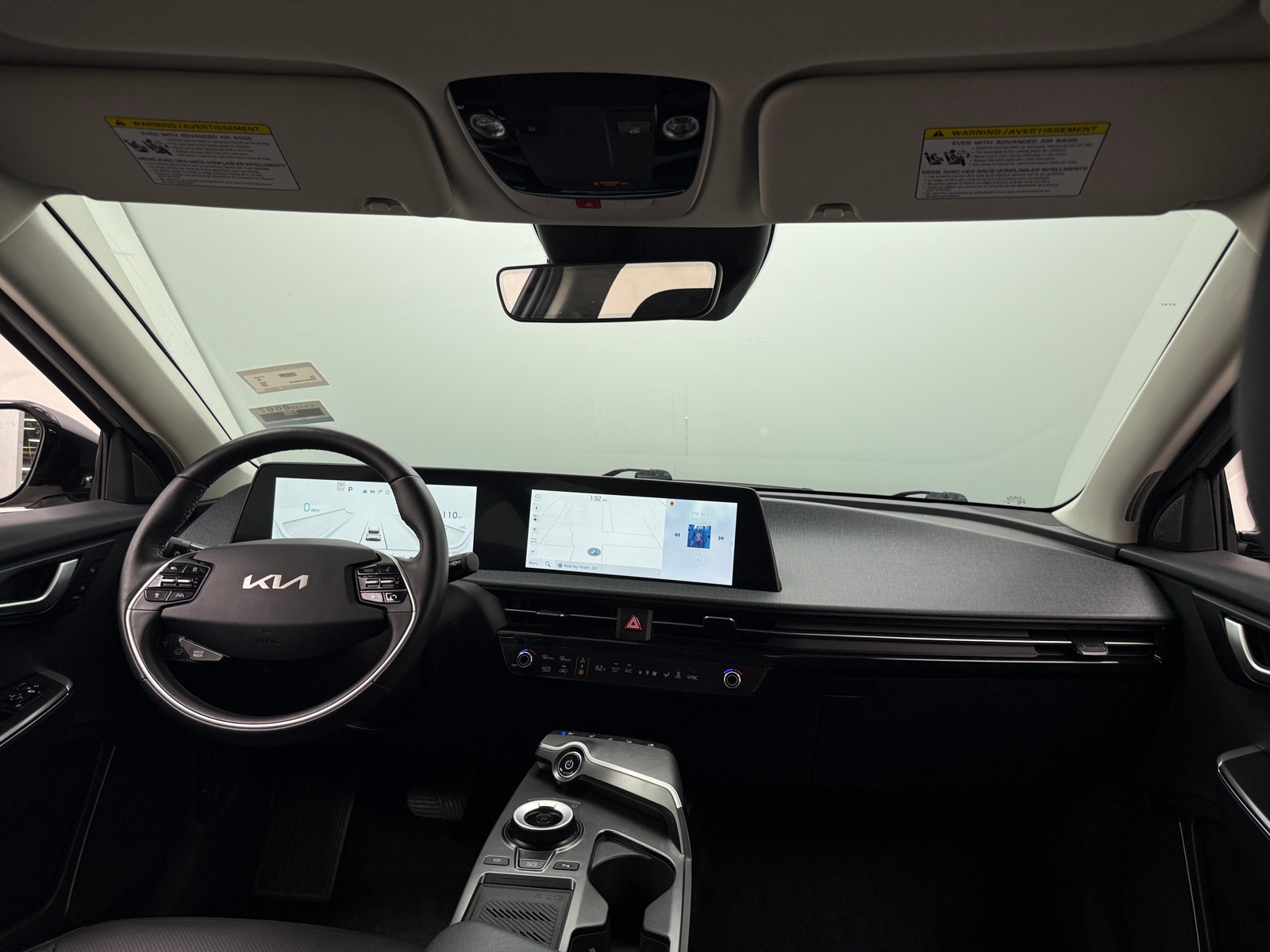 Thumbnail: 2022 Kia EV6 - 2