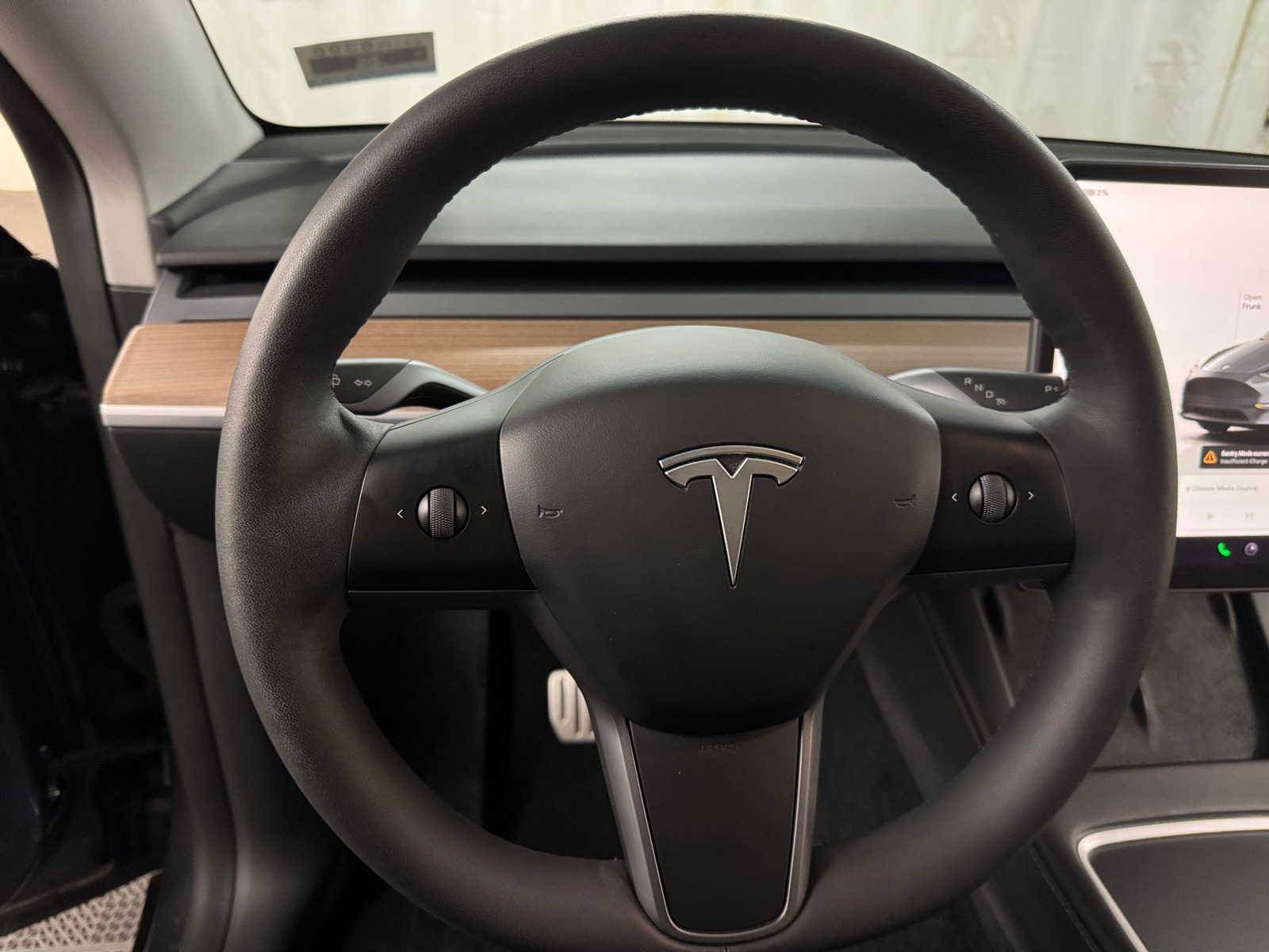 Thumbnail: 2023 Tesla Model Y - 4