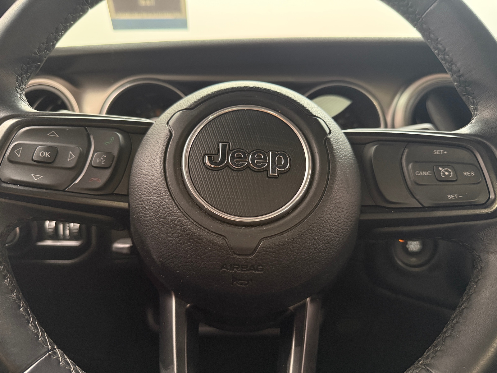 Thumbnail: 2020 Jeep Wrangler - 5
