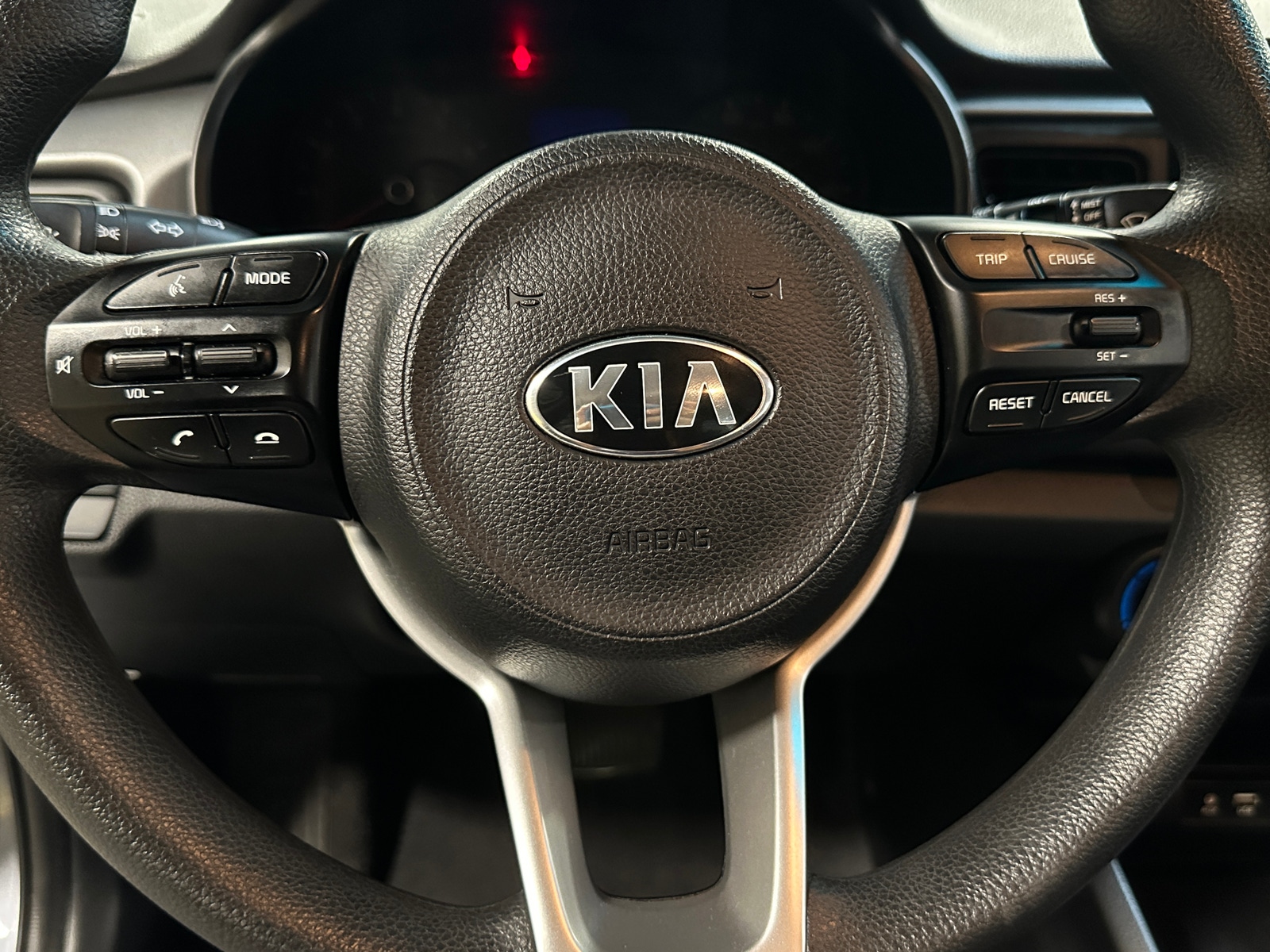 Thumbnail: 2019 Kia Rio - 5