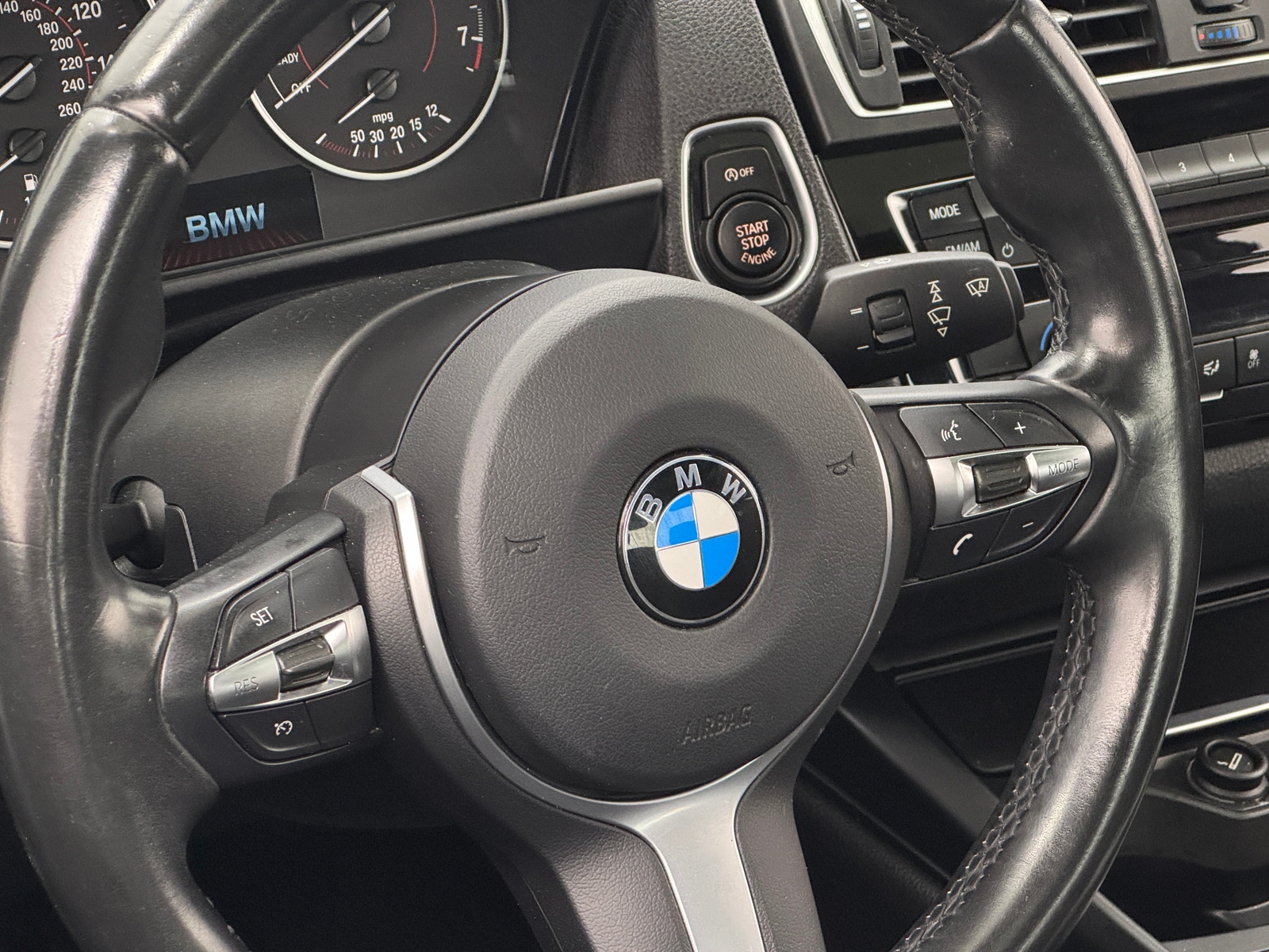 Thumbnail: 2016 BMW 2 Series - 3