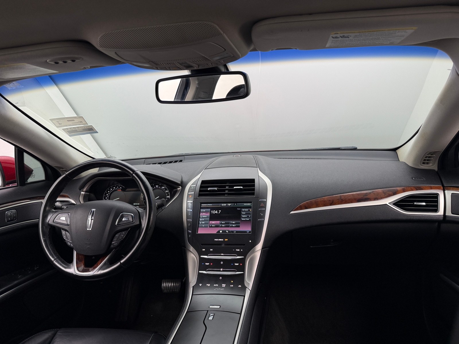 Thumbnail: 2016 Lincoln MKZ - 2