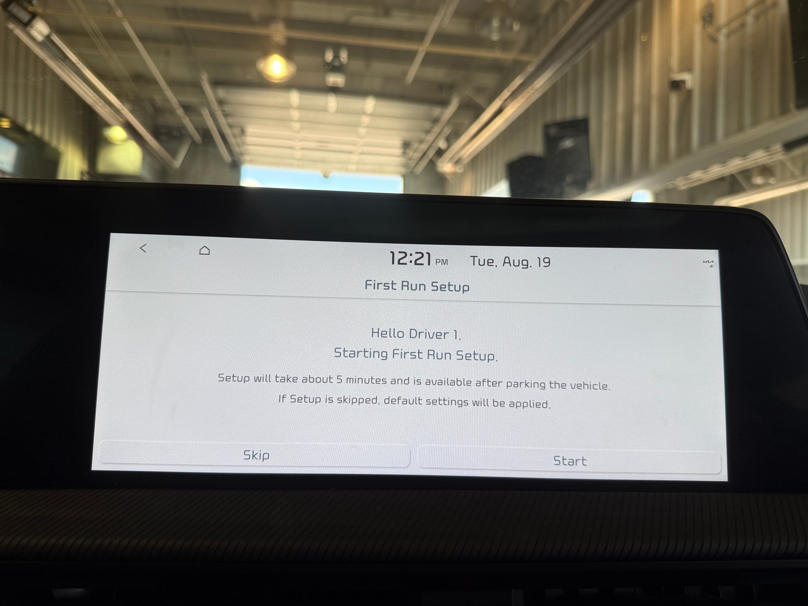 Thumbnail: 2022 Kia EV6 - 3