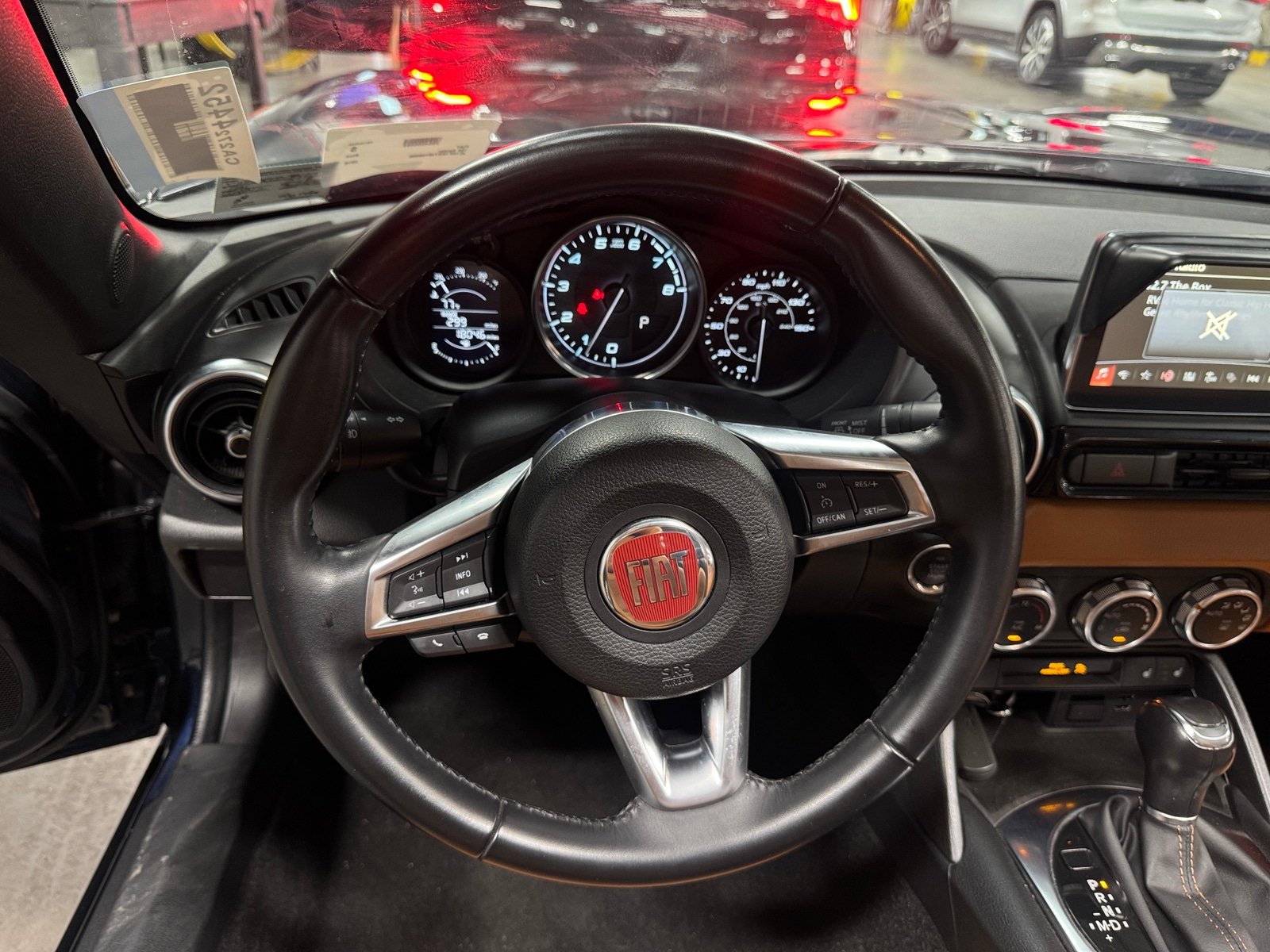 Thumbnail: 2018 Fiat 124 Spider - 4
