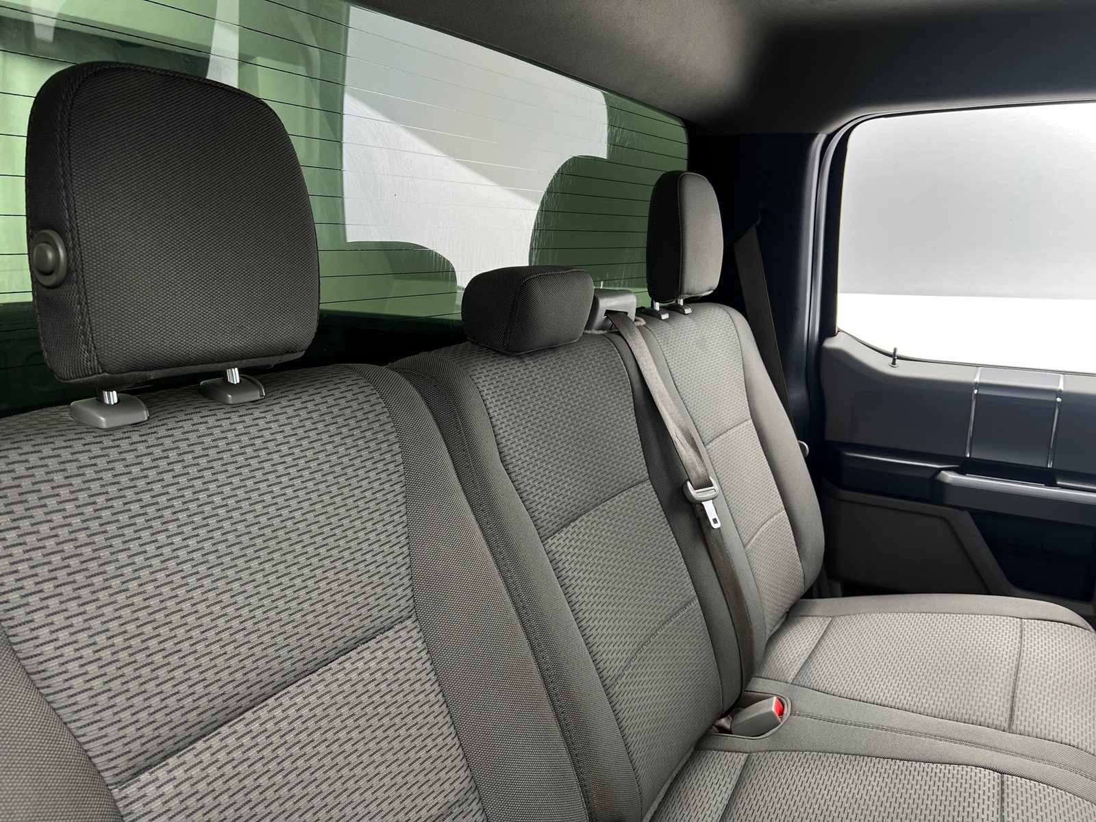Thumbnail: 2018 Ford Econoline - 6