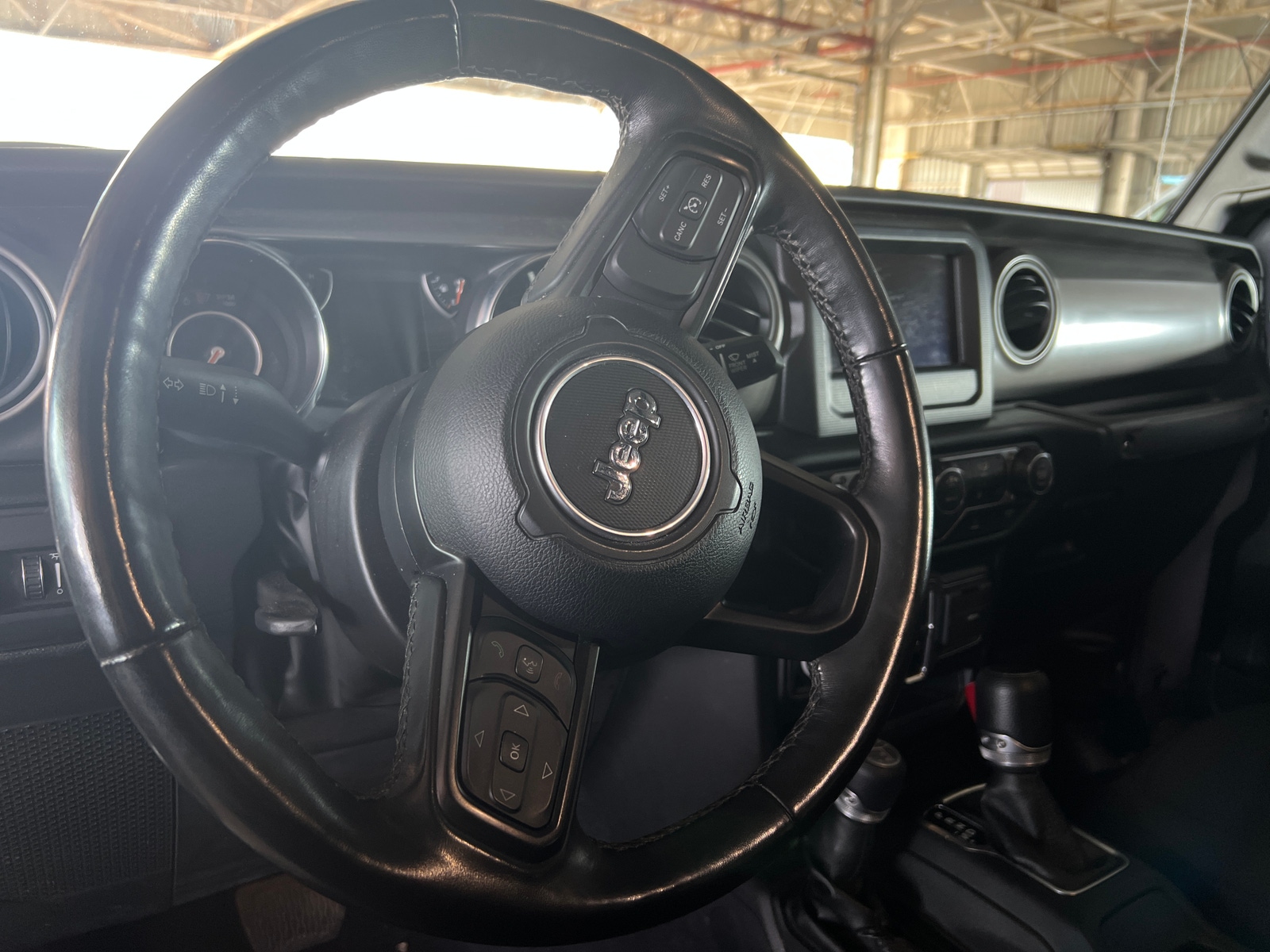 Thumbnail: 2022 Jeep Gladiator - 5