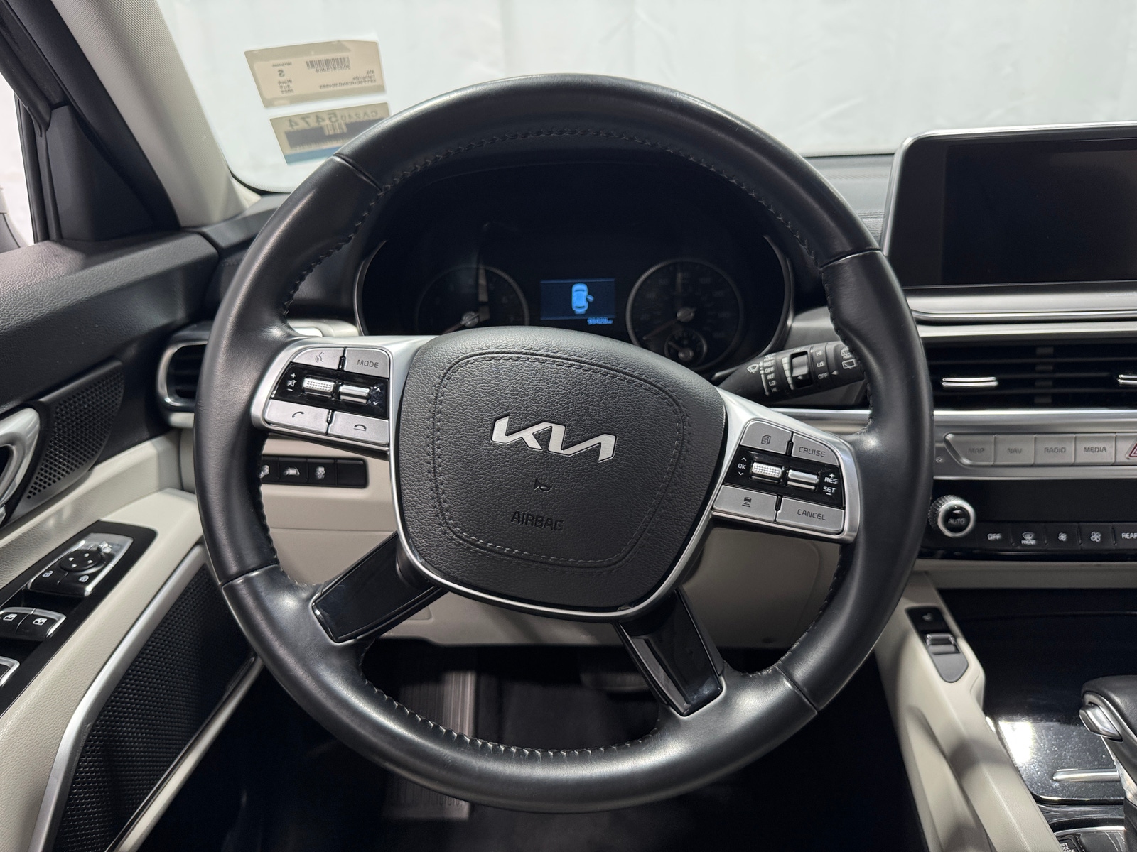 Thumbnail: 2022 Kia Telluride - 4