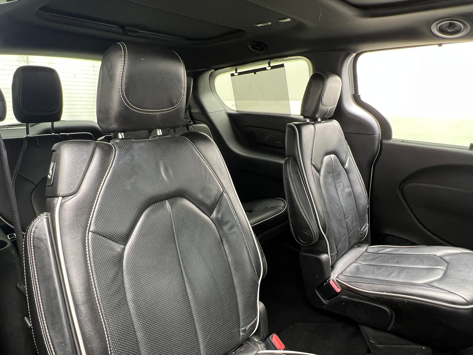 Thumbnail: 2021 Chrysler Pacifica - 5