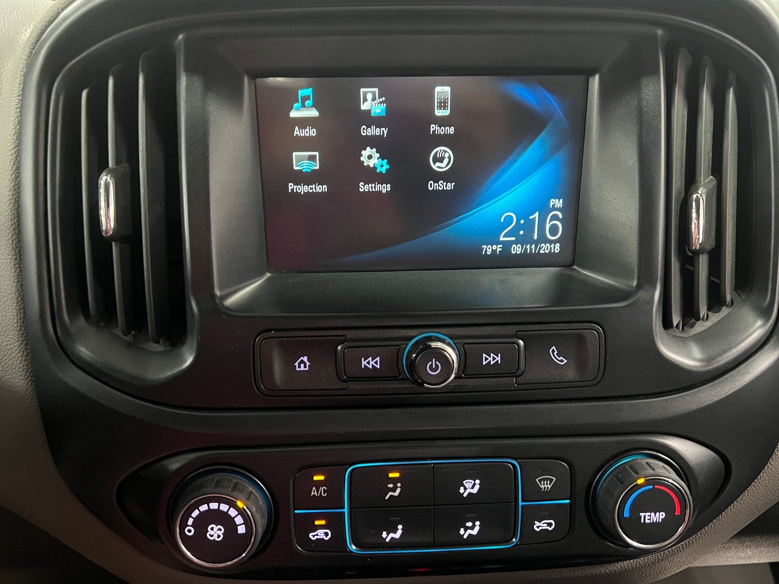 Thumbnail: 2018 Chevrolet Colorado - 4