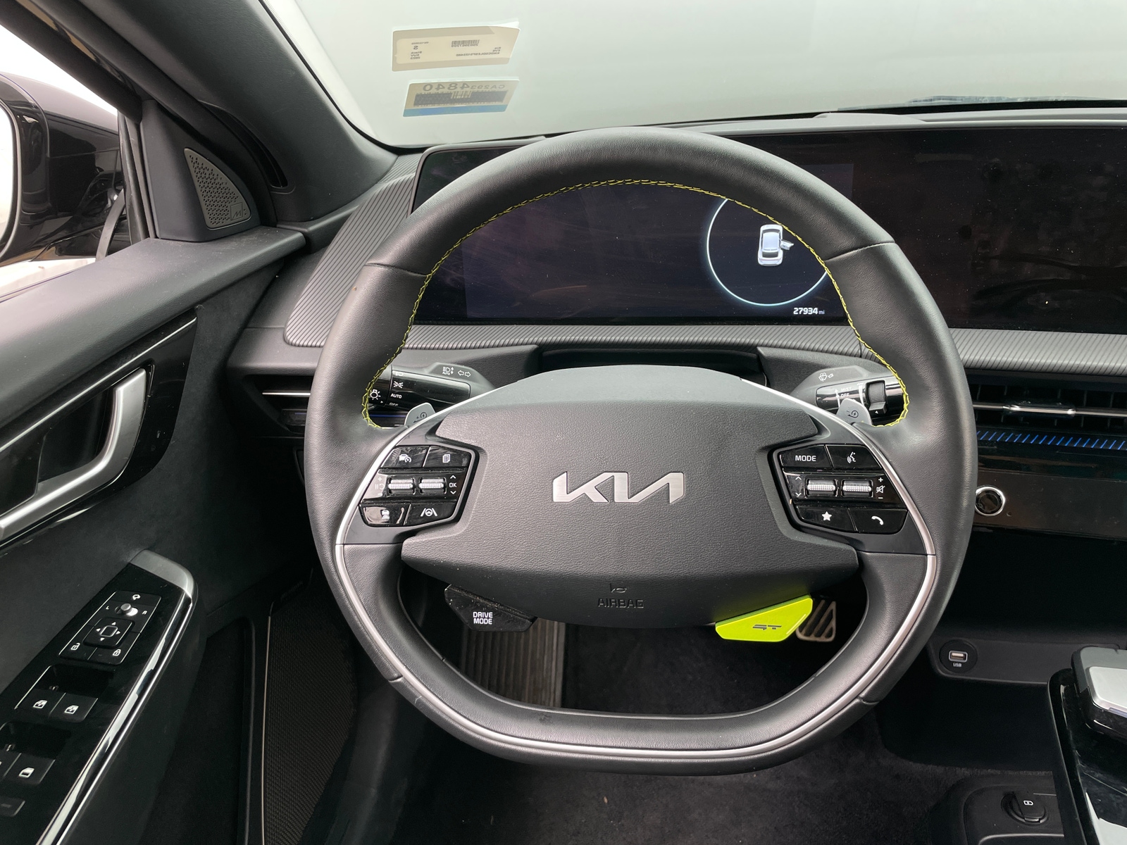 Thumbnail: 2023 Kia EV6 - 5