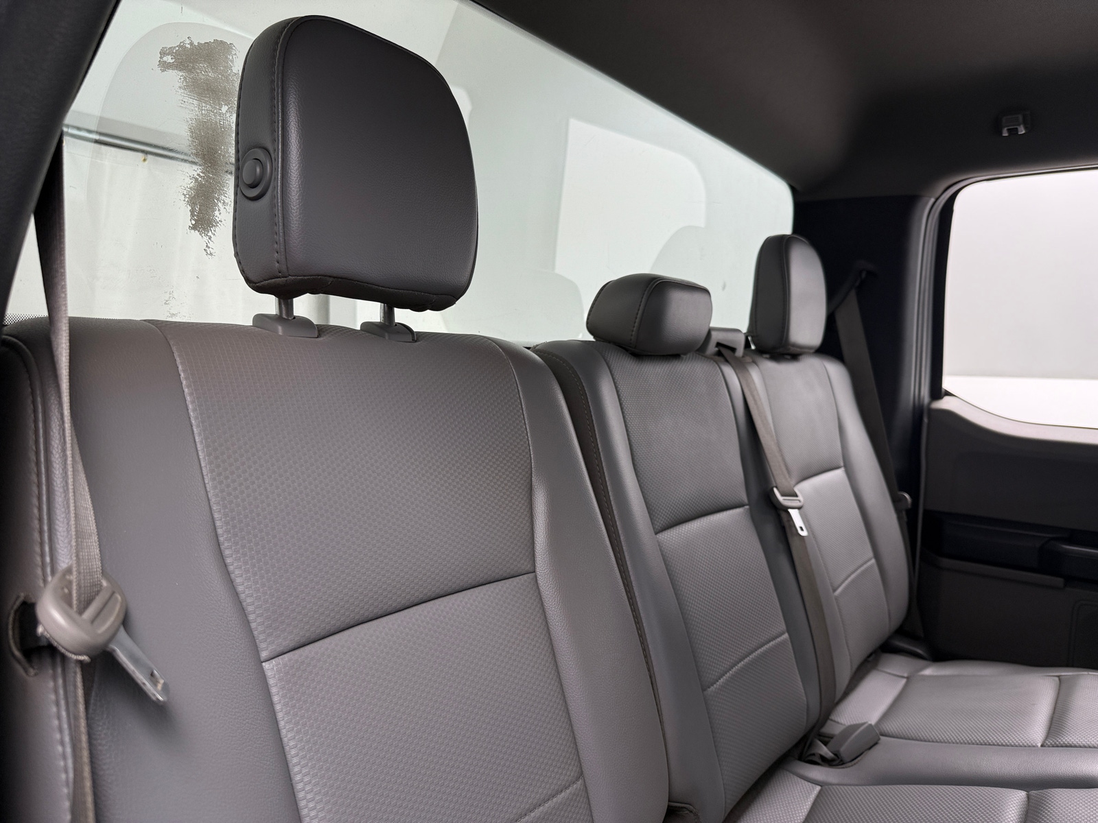 Thumbnail: 2019 Ford Econoline - 6