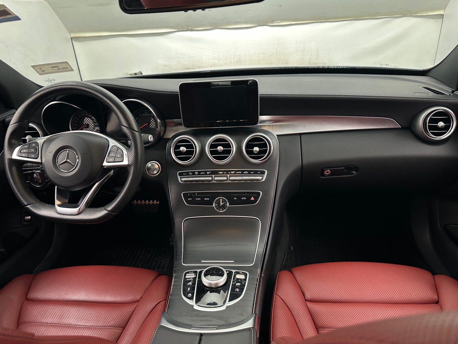 Thumbnail: 2018 Mercedes-Benz C-Class - 2
