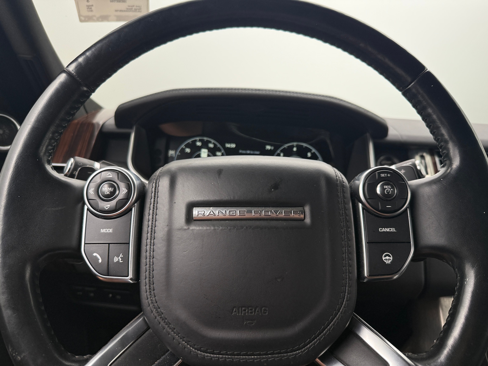 Thumbnail: 2017 Land Rover Range Rover - 4