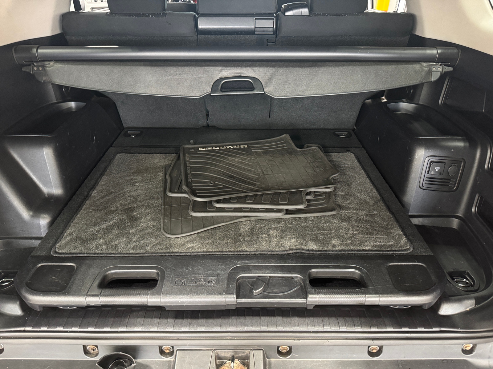 Thumbnail: 2011 Toyota 4Runner - 7