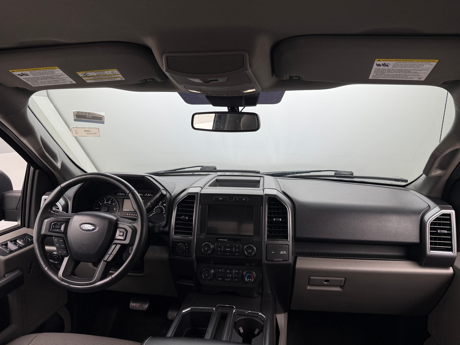 Thumbnail: 2019 Ford Econoline - 3