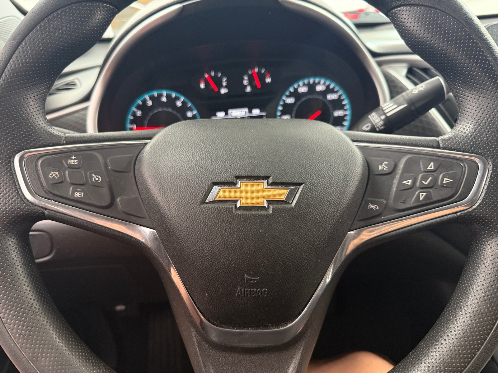 Thumbnail: 2020 Chevrolet Malibu - 5