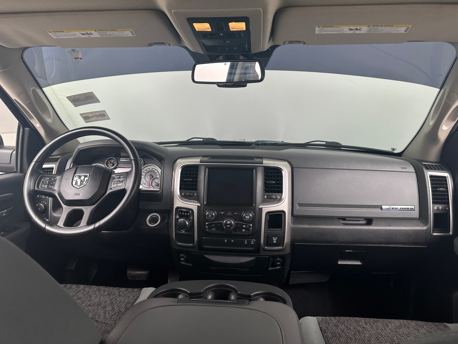 Thumbnail: 2019 RAM 1500 Classic - 3