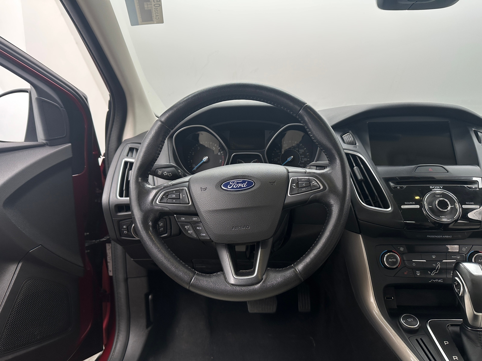 Thumbnail: 2016 Ford Focus - 4