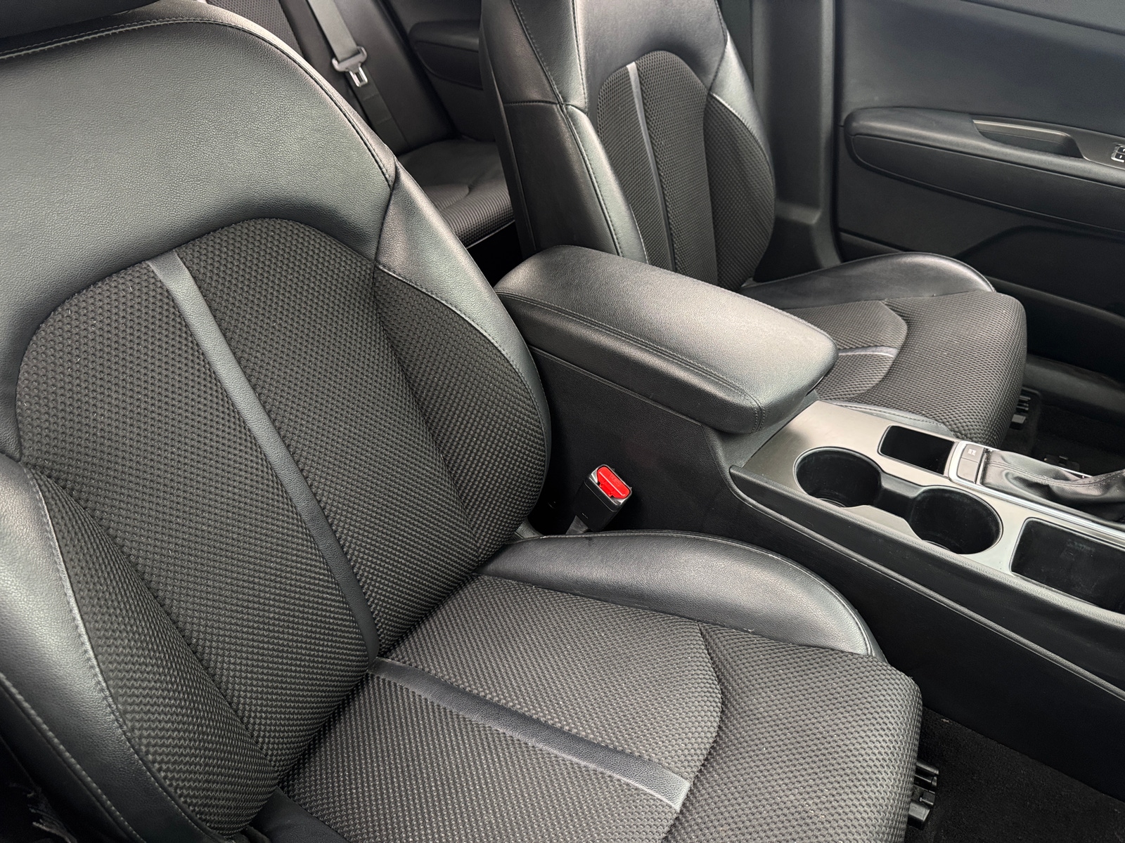 Thumbnail: 2019 Kia Optima - 2