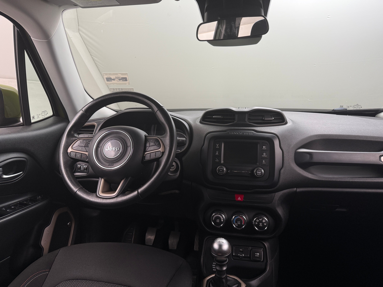 Thumbnail: 2016 Jeep Renegade - 3