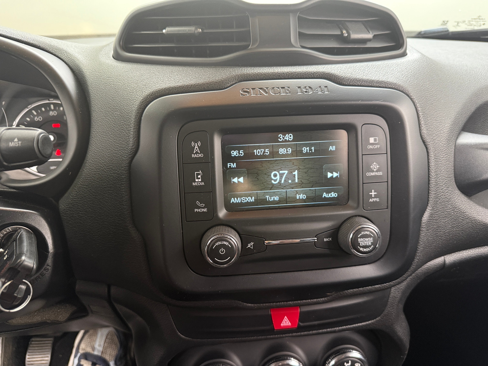 Thumbnail: 2016 Jeep Renegade - 4