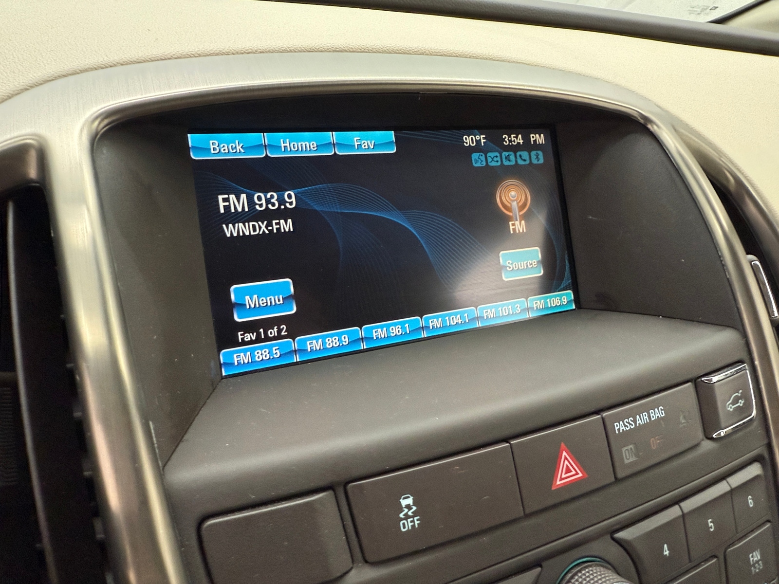 Thumbnail: 2016 Buick Verano - 3