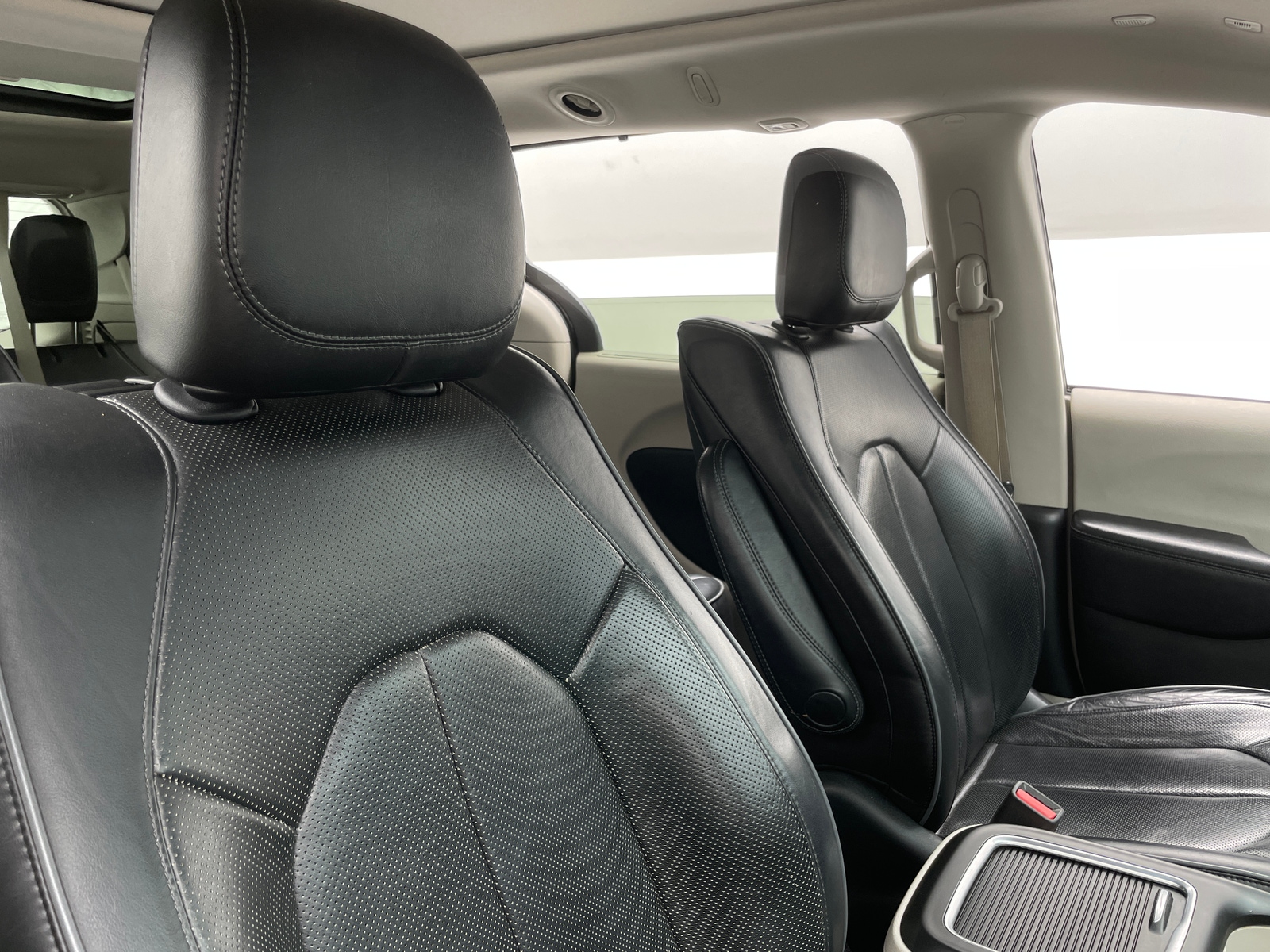 Thumbnail: 2019 Chrysler Pacifica - 2